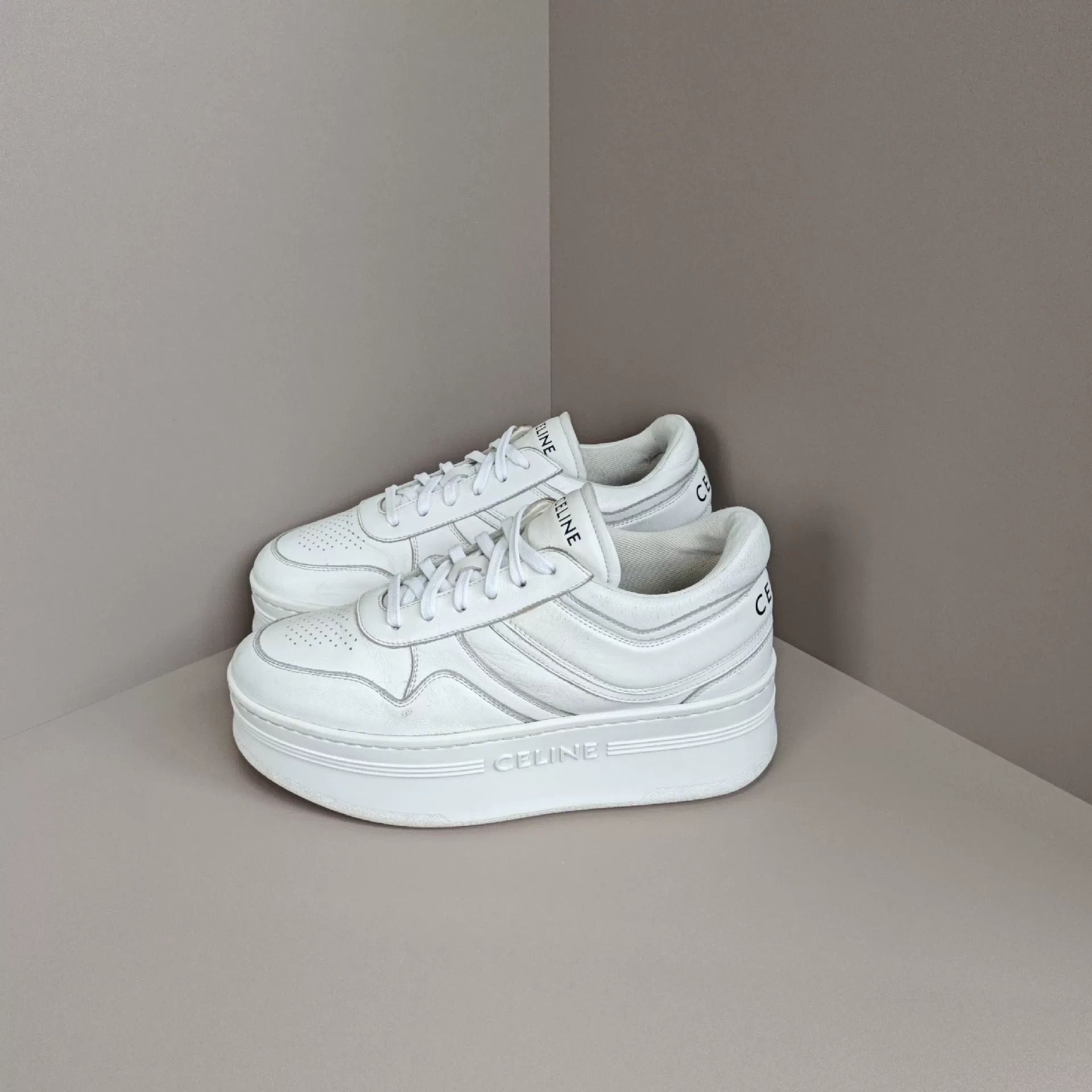 Celine Celine Casual Lowtop Sneakers us_9 Women Size US 9 / IT 39 - 1 Thumbnail