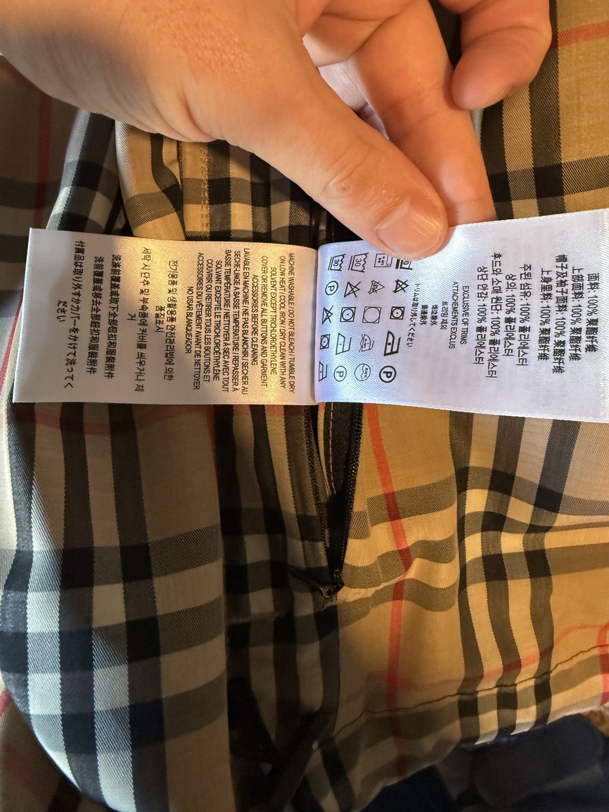Burberry Burberry check windbreaker jacket Size US M / EU 48-50 / 2 - 10 Thumbnail