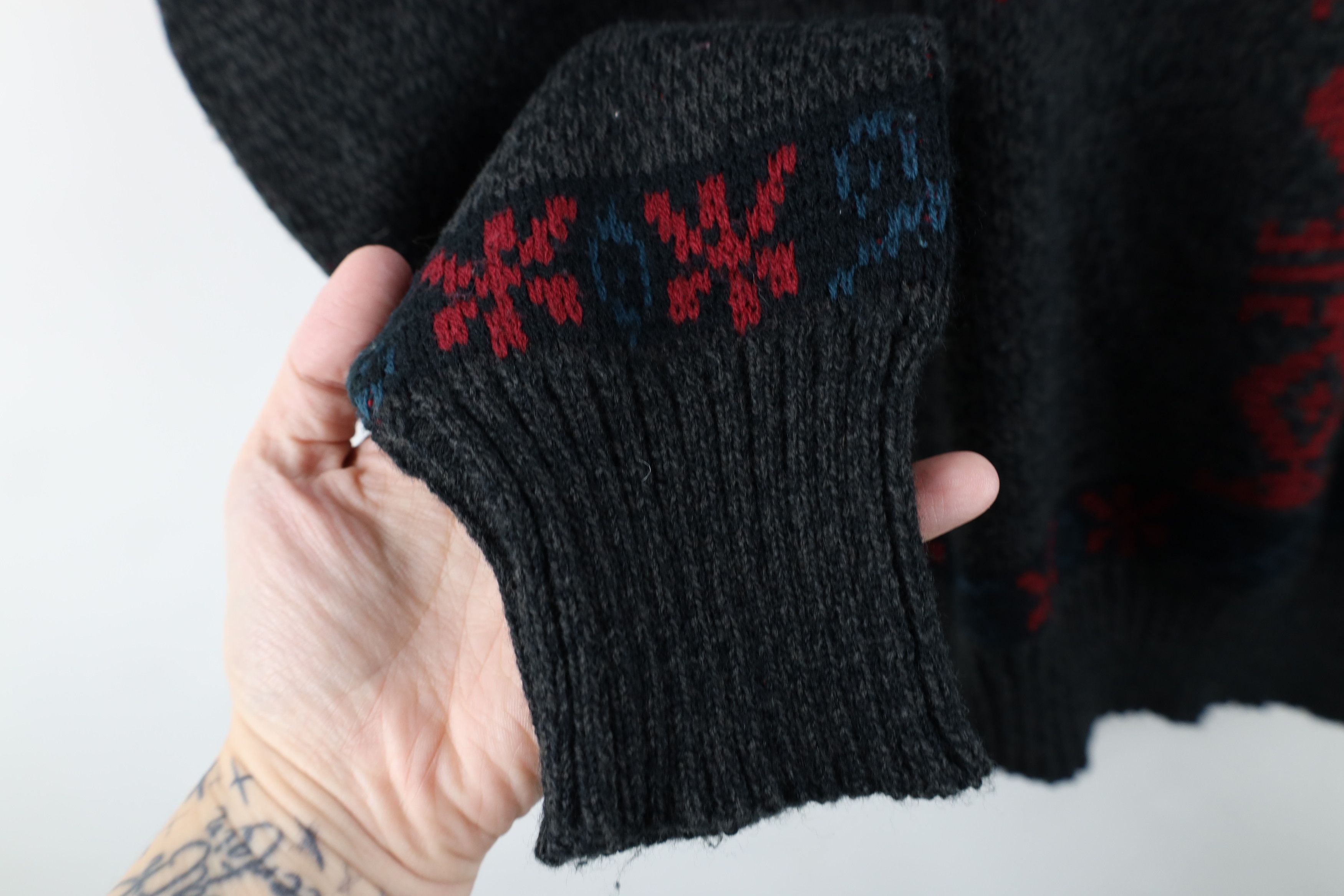 Vintage Vintage 90s Streetwear Fair Isle Knit Crewneck Sweater Size US L / EU 52-54 / 3 - 5 Thumbnail