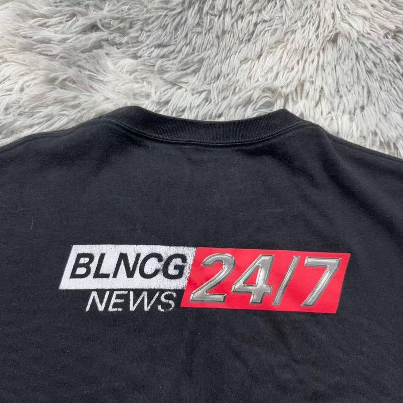 Balenciaga Balenciaga News short sleeve Size US M / EU 48-50 / 2 - 5 Thumbnail