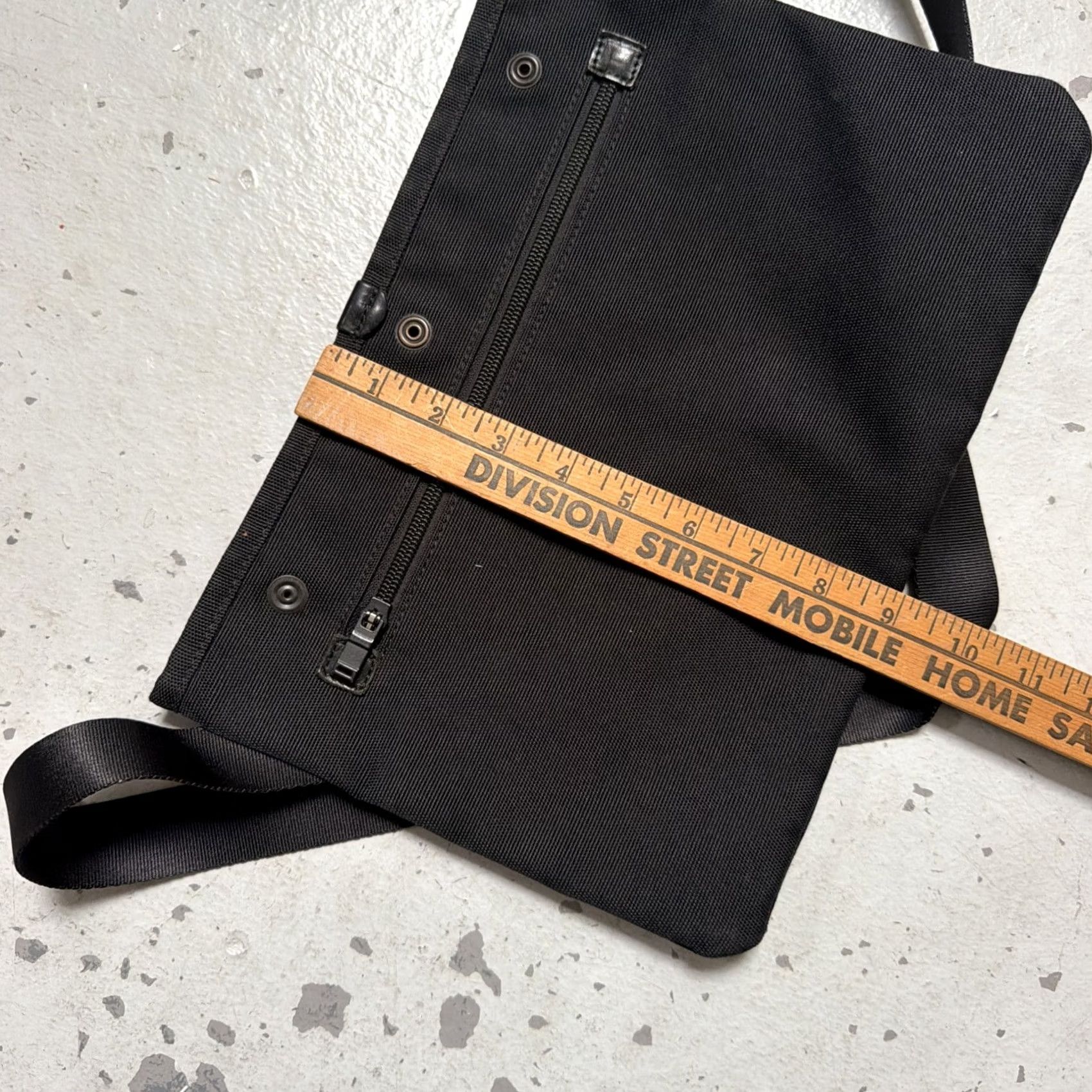 Rue Porter Porter Yoshida Cordura Canvas Sling Shoulder Bag Camp Hiking Trail City Japan OS Black Unisex Adults Crossbody Nylon Carry Bag Size ONE SIZE - 6 Thumbnail