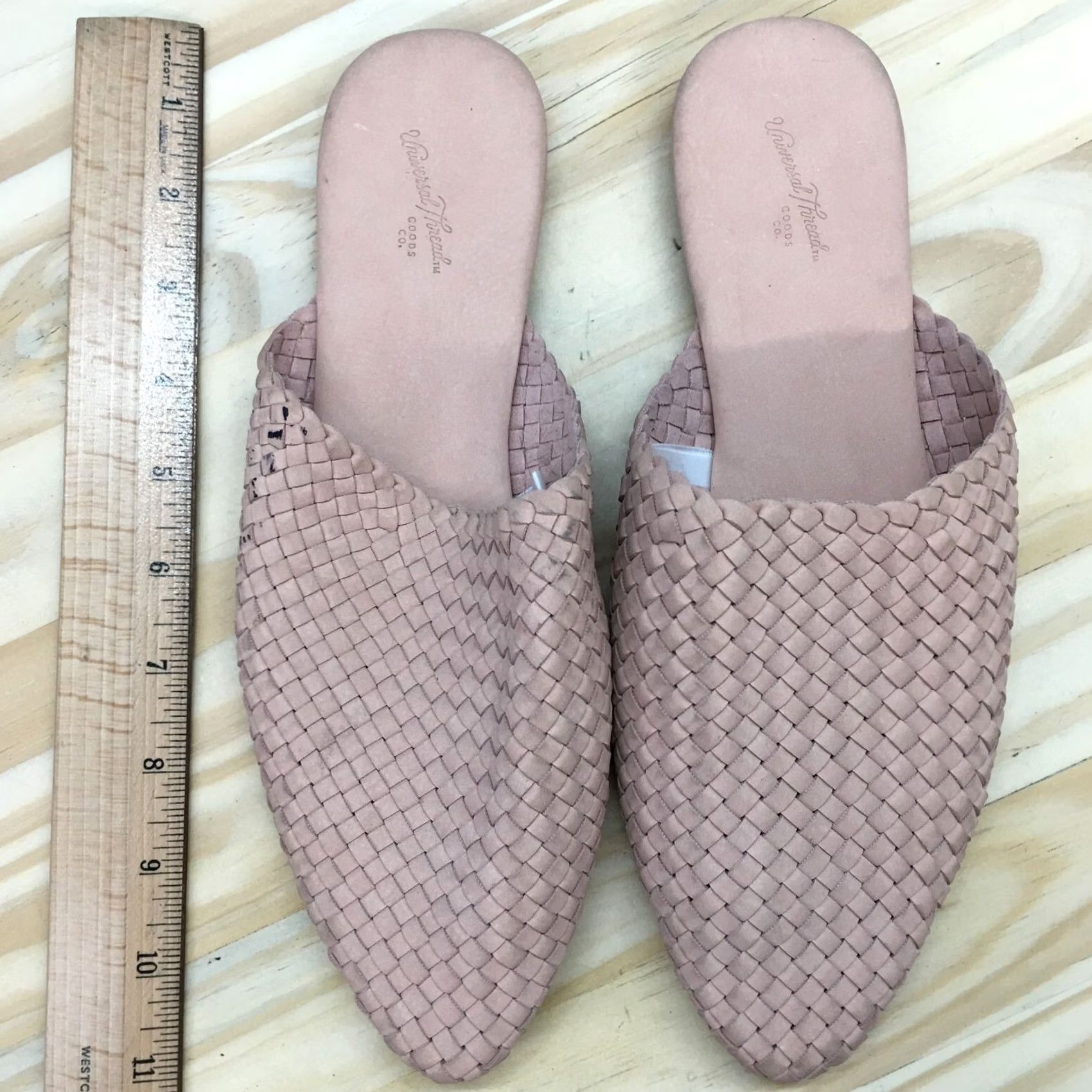 Vintage Universal Thread Sandals Womens 8 Pink Slip-On Almond Mule Flats Faux Leather Comfort Shoes Womens Footwear Size US 8 / IT 38 - 6 Thumbnail