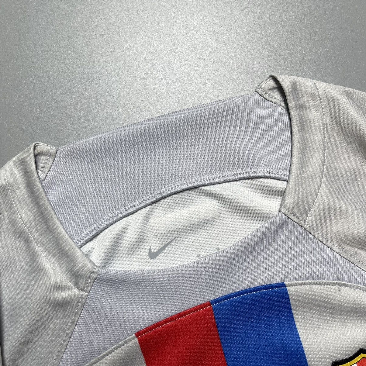 Nike × Vintage BARCELONA NIKE 2022/2023 SOCCER THIRD JERSEY #9 LEWANDOWSKI Size US M / EU 48-50 / 2 - 6 Thumbnail
