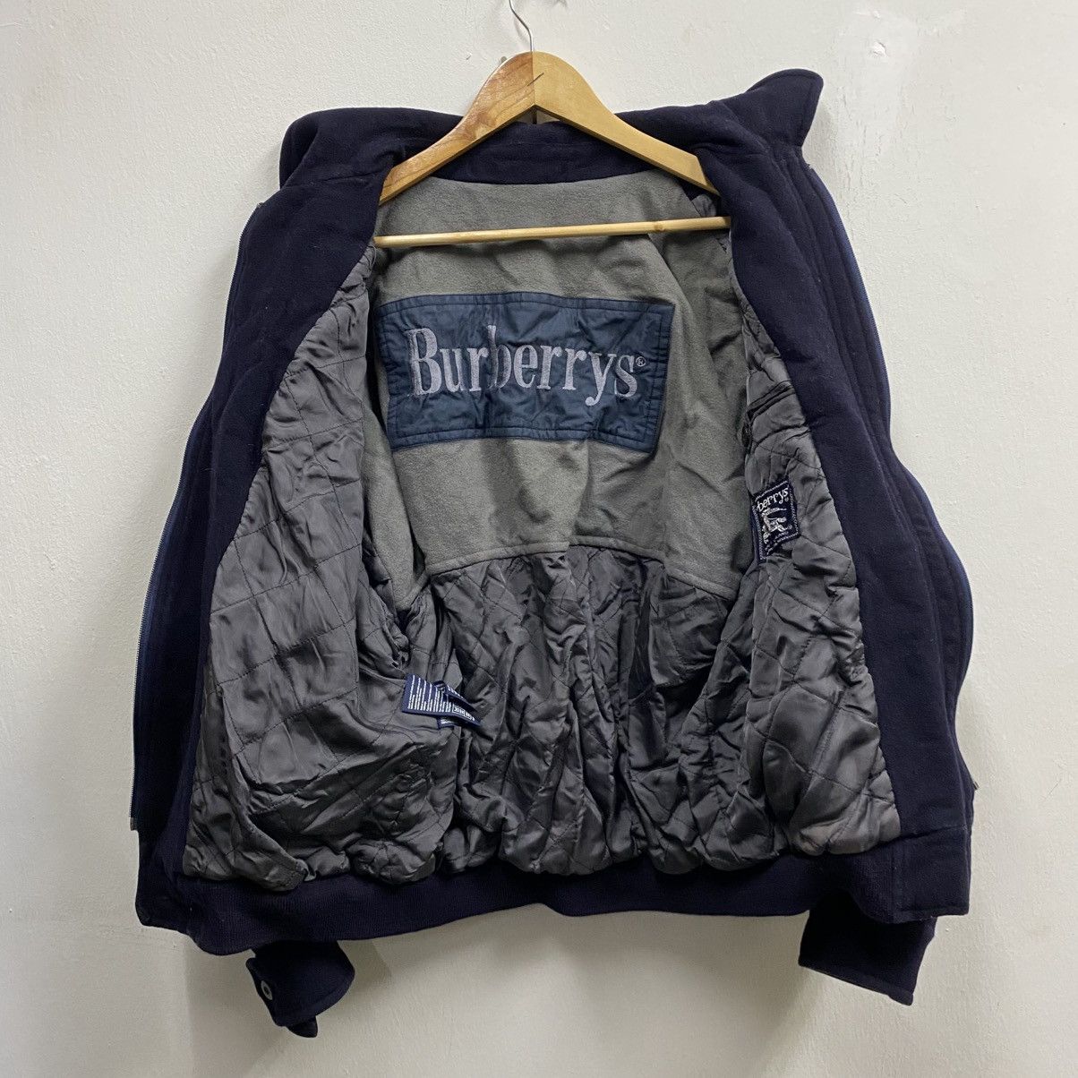 Burberry 🔥Burberrys Wool Spell Out Bomber Jacket LIKE NEW🔥 Size US L / EU 52-54 / 3 - 1 Thumbnail