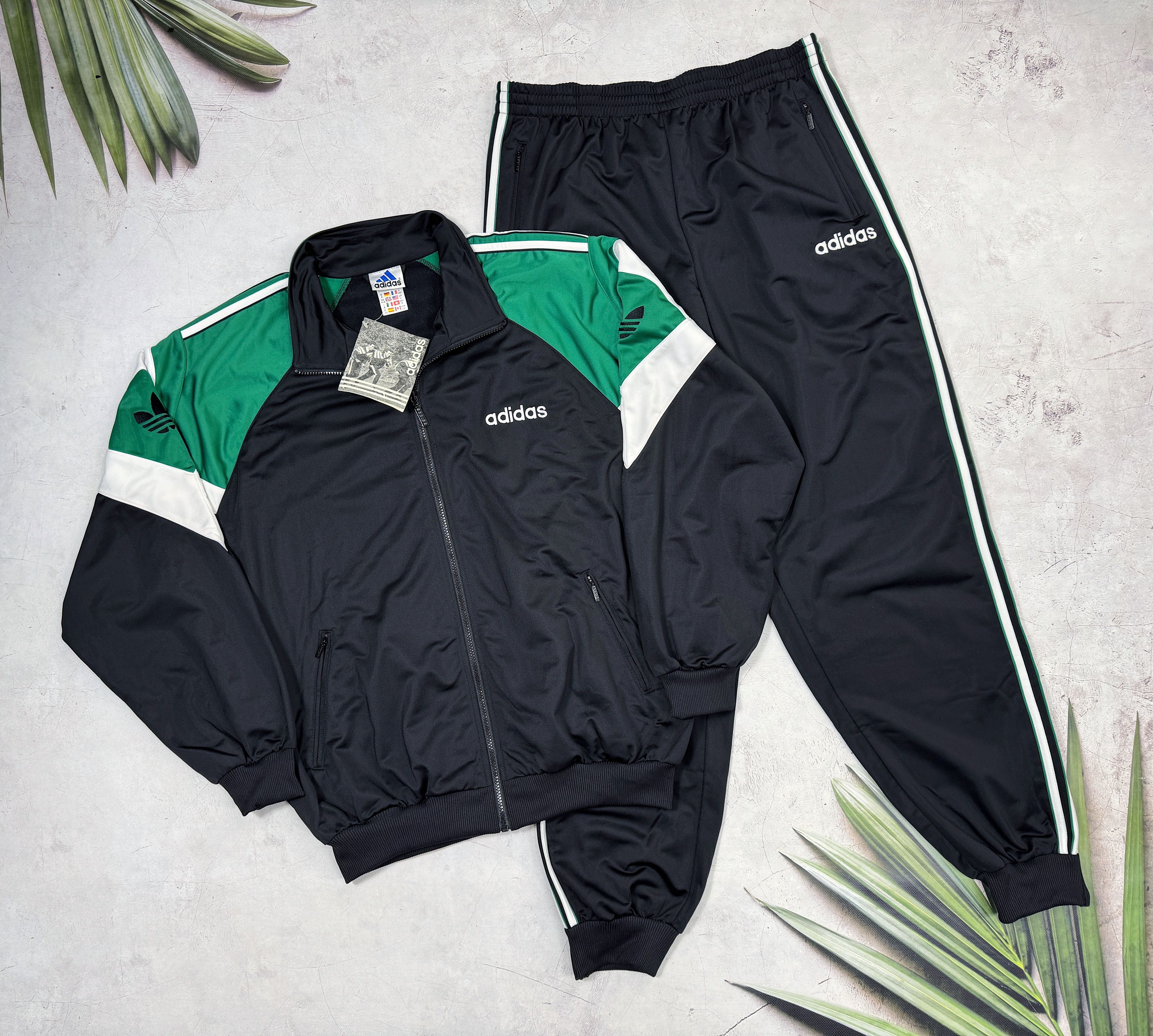 Adidas × Vintage Vintage Adidas Track Suit Jacket & Pants TAIWAN 90s Size US XL / EU 56 / 4 - 2 Thumbnail
