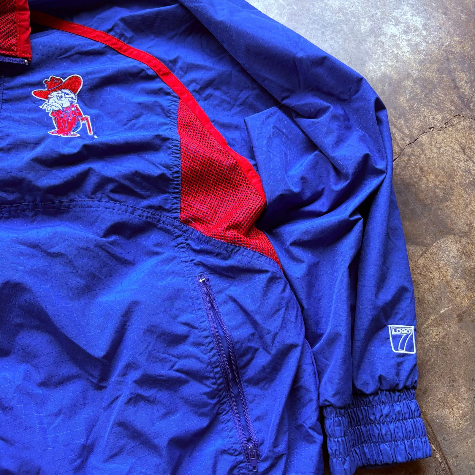 Logo 7 Cool Vintage Logo 7 Ole Miss rebels windbreaker Size US L / EU 52-54 / 3 - 4 Thumbnail