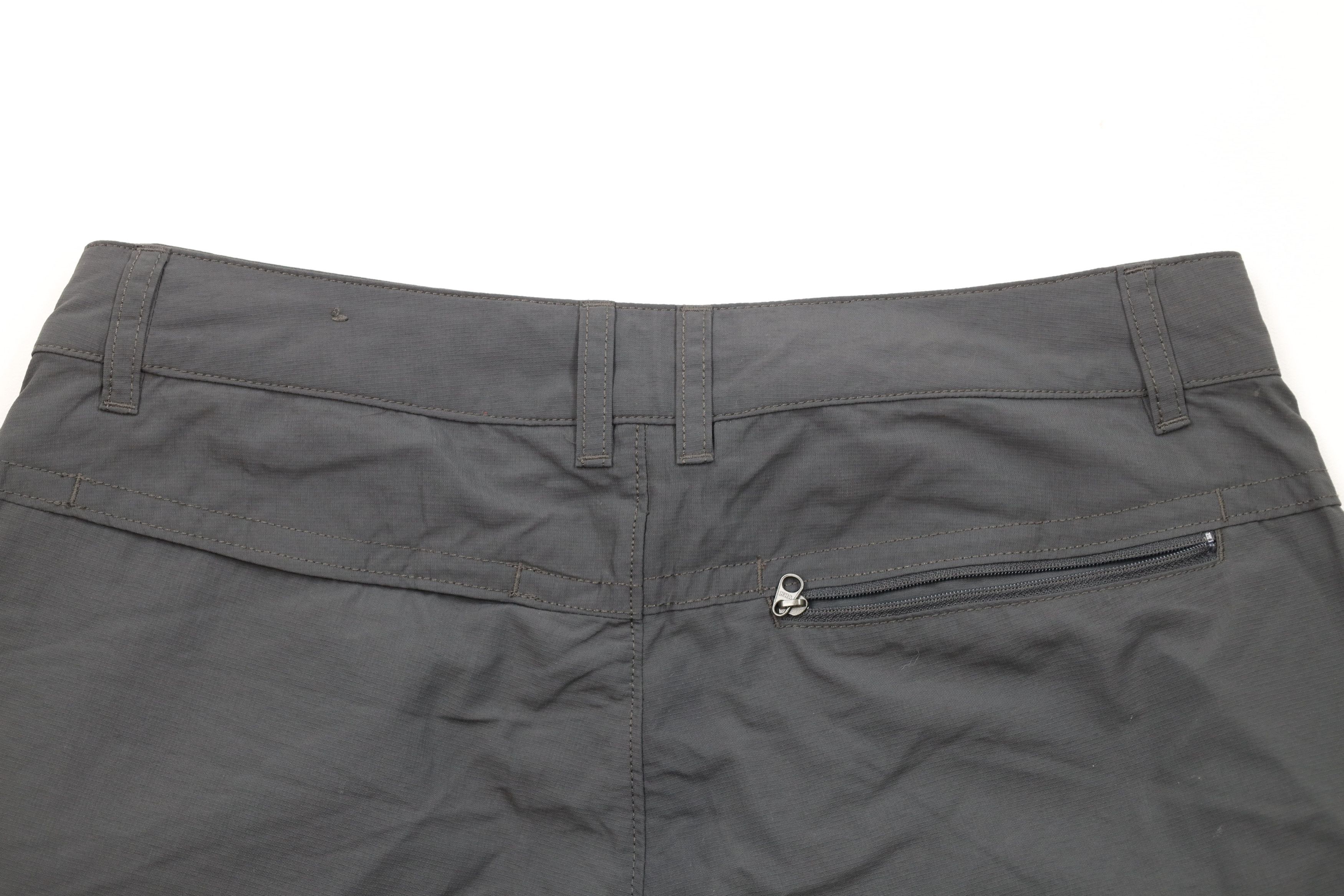 The North Face The North Face Spell Out Outdoor Hiking Trekking Shorts Gray Size US 32 / EU 48 - 13 Thumbnail