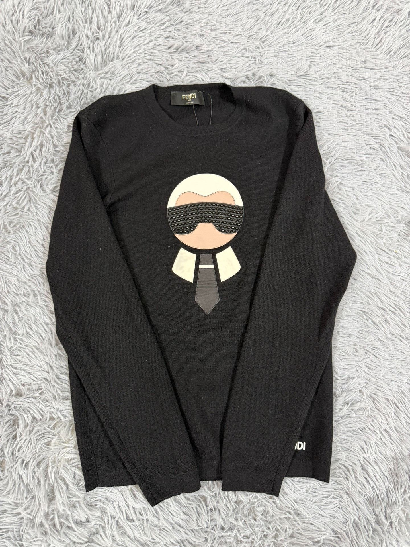 Fendi Fendi Printed Black Hoodie s Men Size US S / EU 44-46 / 1 - 1 Thumbnail
