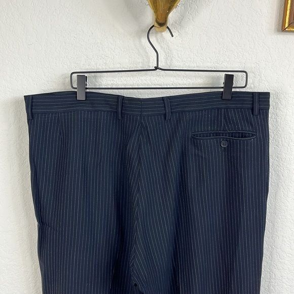 Giorgio Armani Giorgio Armani Pinstripe Pure New Wool 2 Pc 3 Button Suit Size 48L - 9 Thumbnail