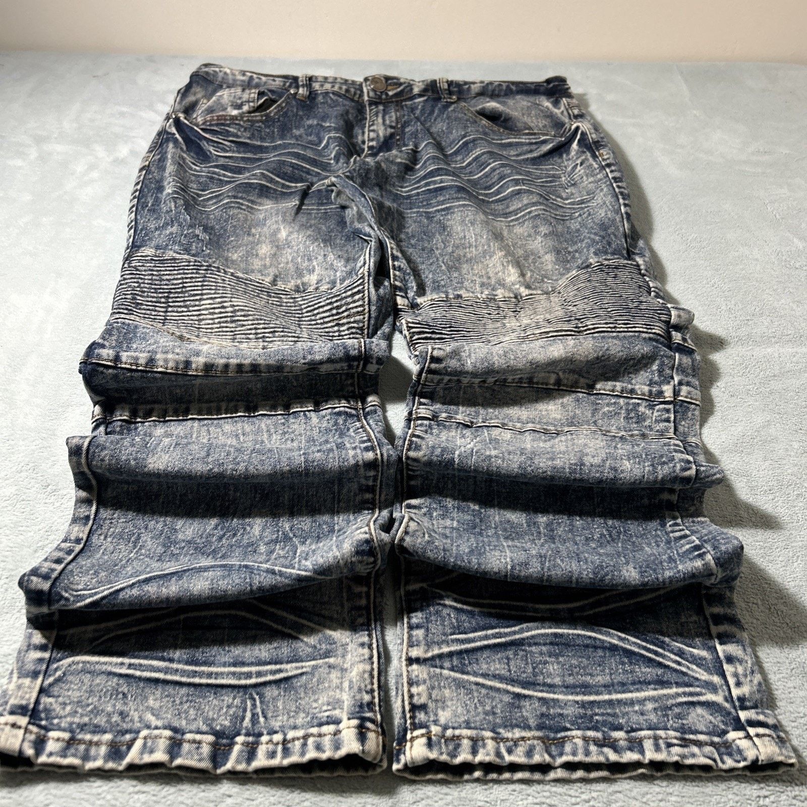 Xray Footwear Grunge Rips Acid Wash Straight Leg Jeans 34x30 Hamilton Size 34" / US 12 / IT 48 - 1 Thumbnail