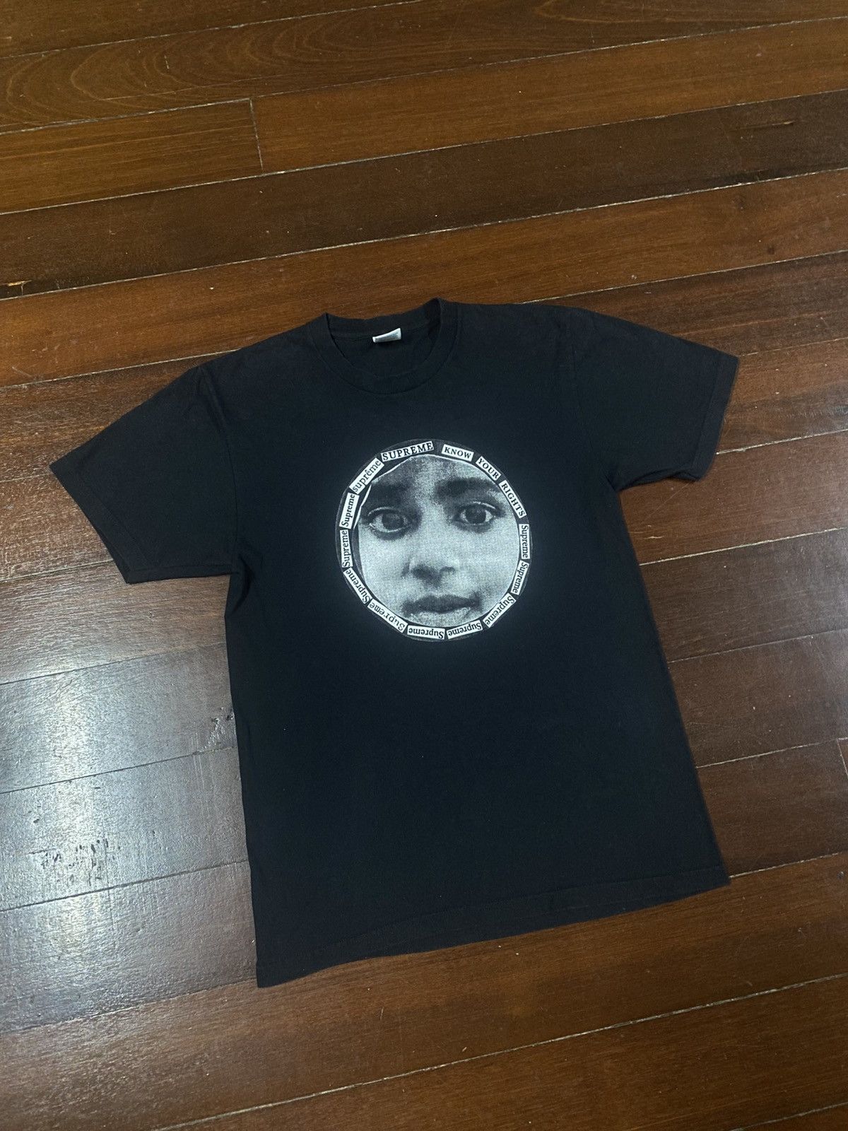 Supreme Supreme Know Your Rights Large Black Tee SS17 2017 Size US M / EU 48-50 / 2 - 2 Thumbnail