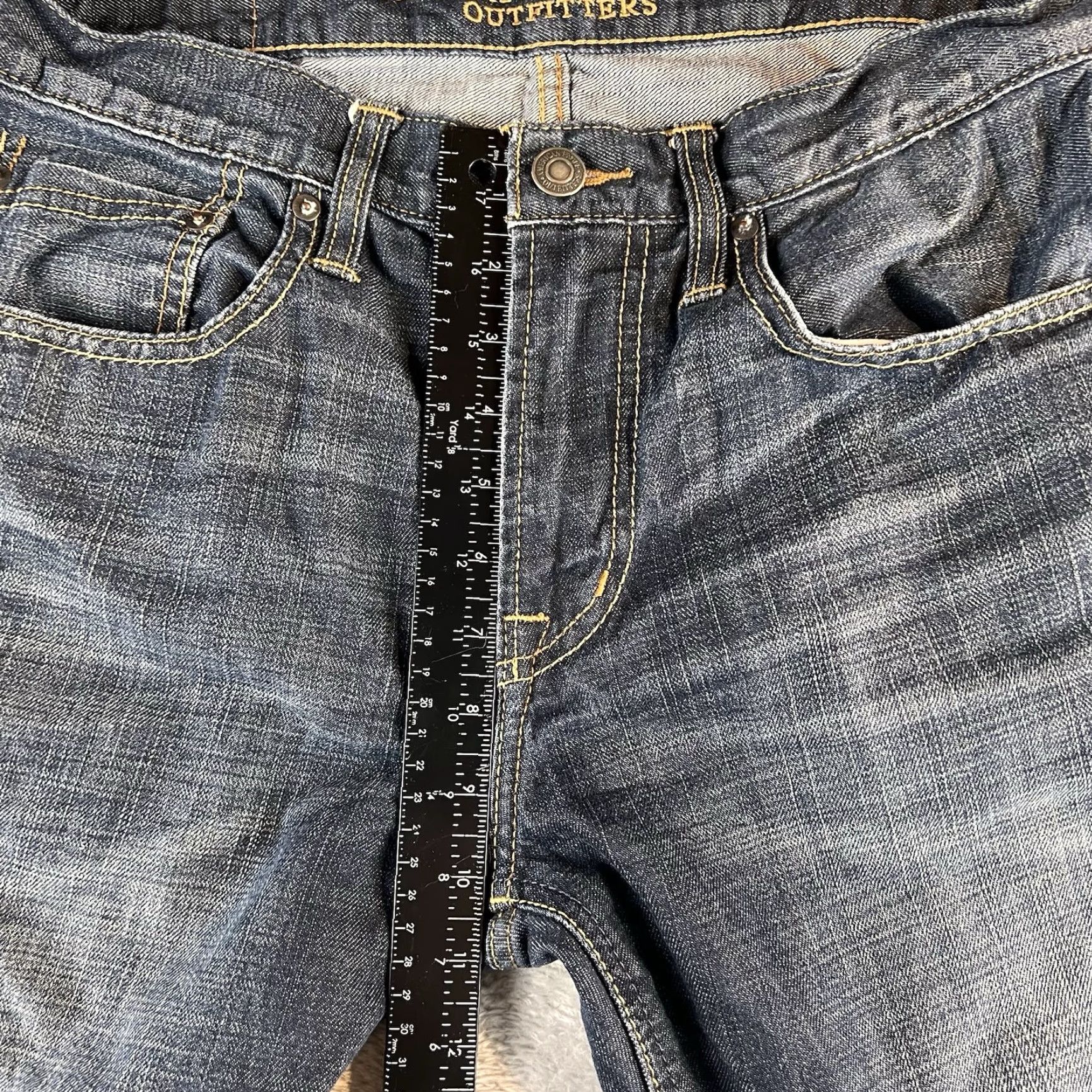 American Eagle Outfitters VINTAGE? No. Size US 31 - 6 Thumbnail