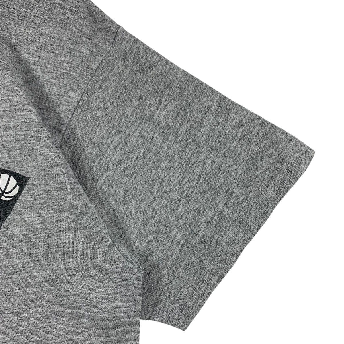 Reebok × Vintage Vintage REEBOK Above the rim Back hit spellout tee Size US M / EU 48-50 / 2 - 7 Thumbnail