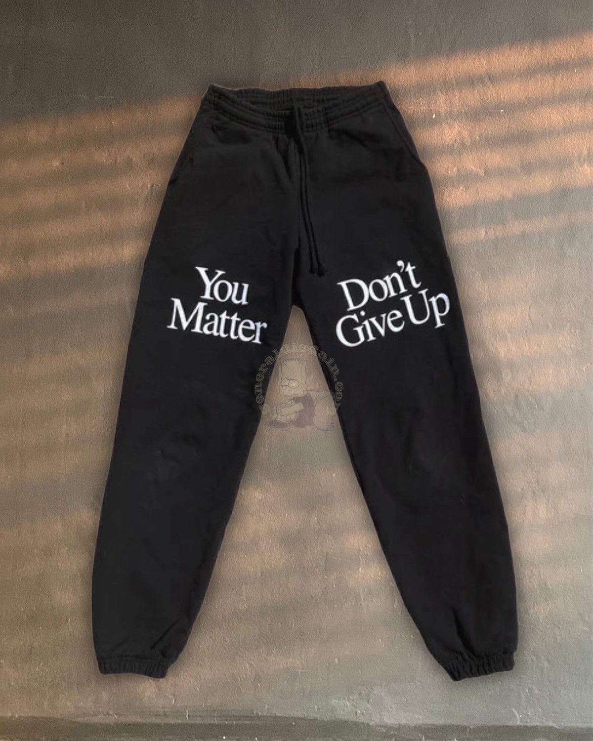 Praying Don't Give Up Sweats Washed Black XL
