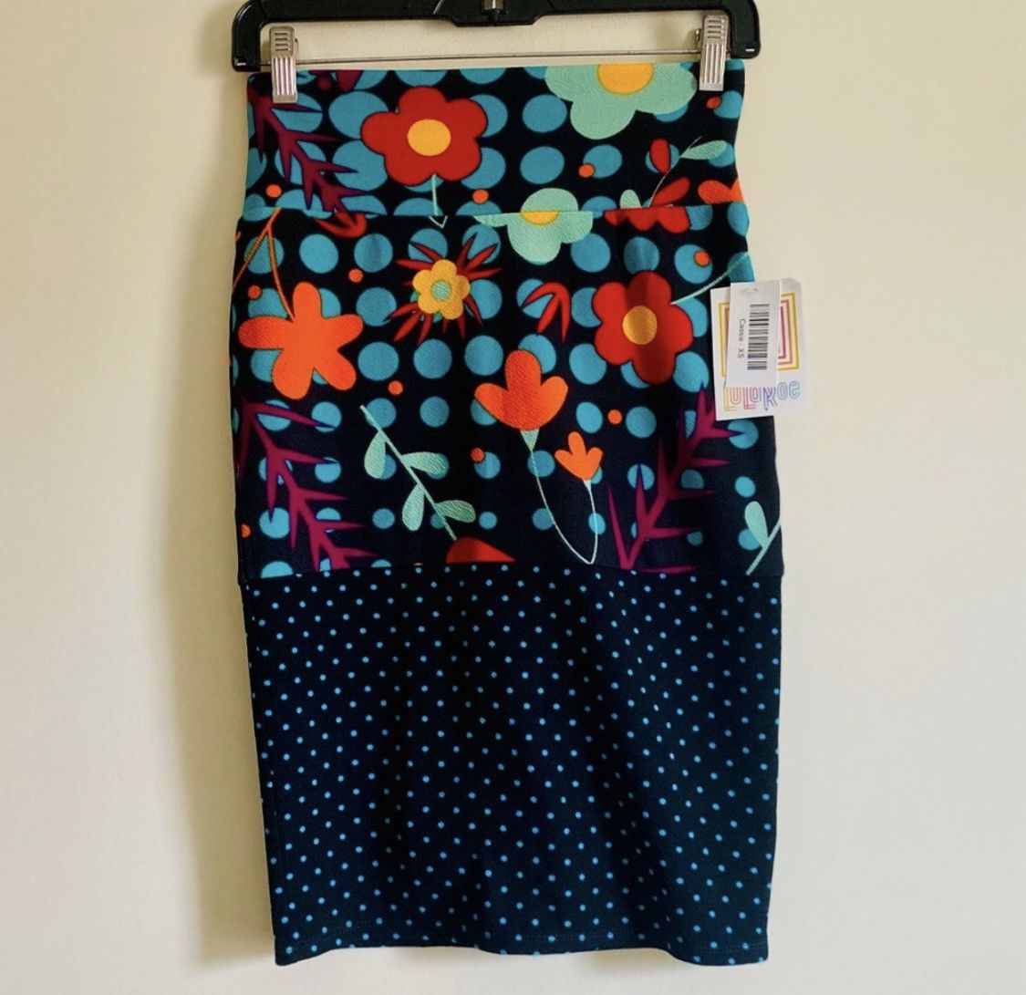Other Lularoe Floral Polka Dot Cassie Skirt Size XS Size 24" / US 00 / IT 34 - 1 Thumbnail