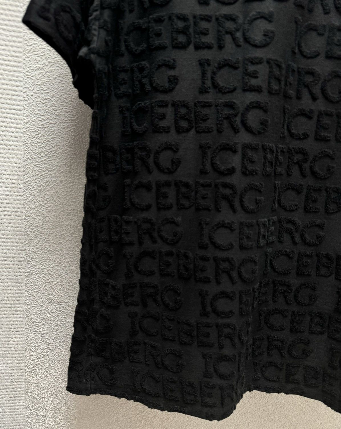 Iceberg ICEBERG fullprint monogram t-shirt Xl sz Size US XL / EU 56 / 4 - 5 Thumbnail