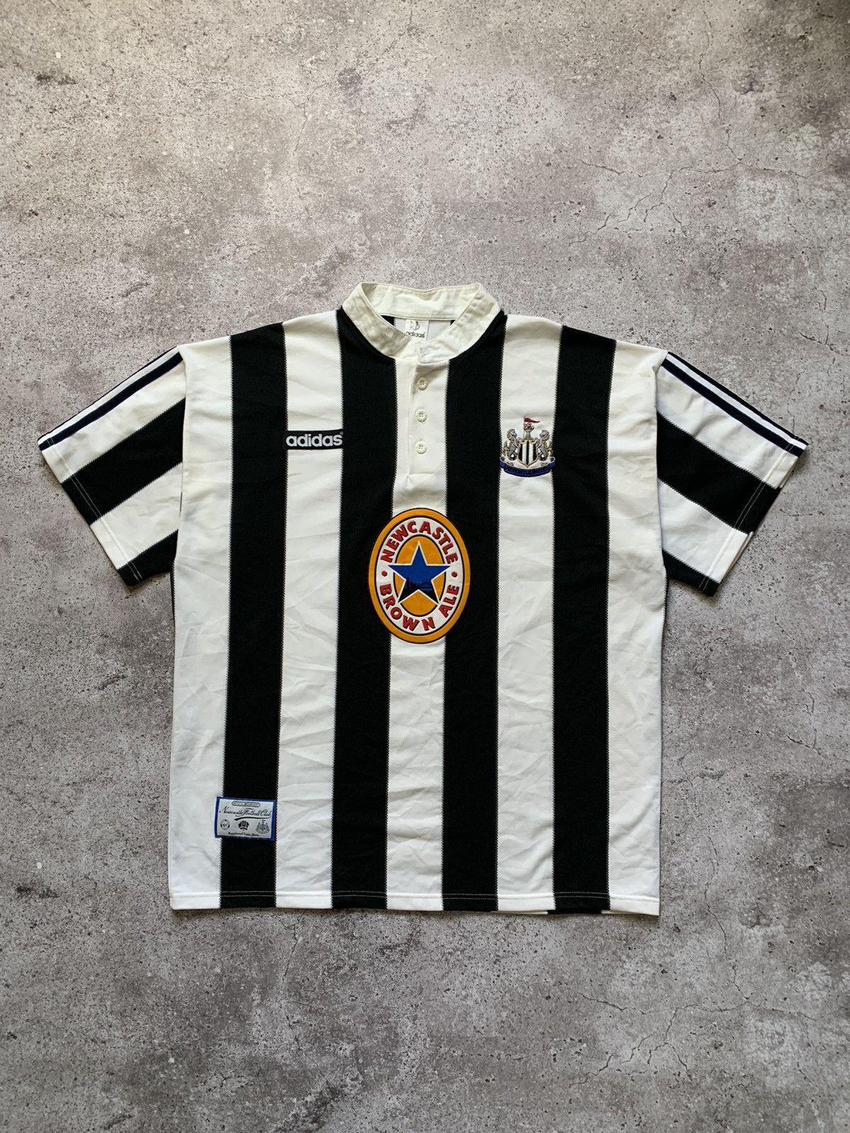 image of 1995/96 Adidas Newcastle Home Soccer Jersey Football Shirt in Striped, Men's (Size 2XL)