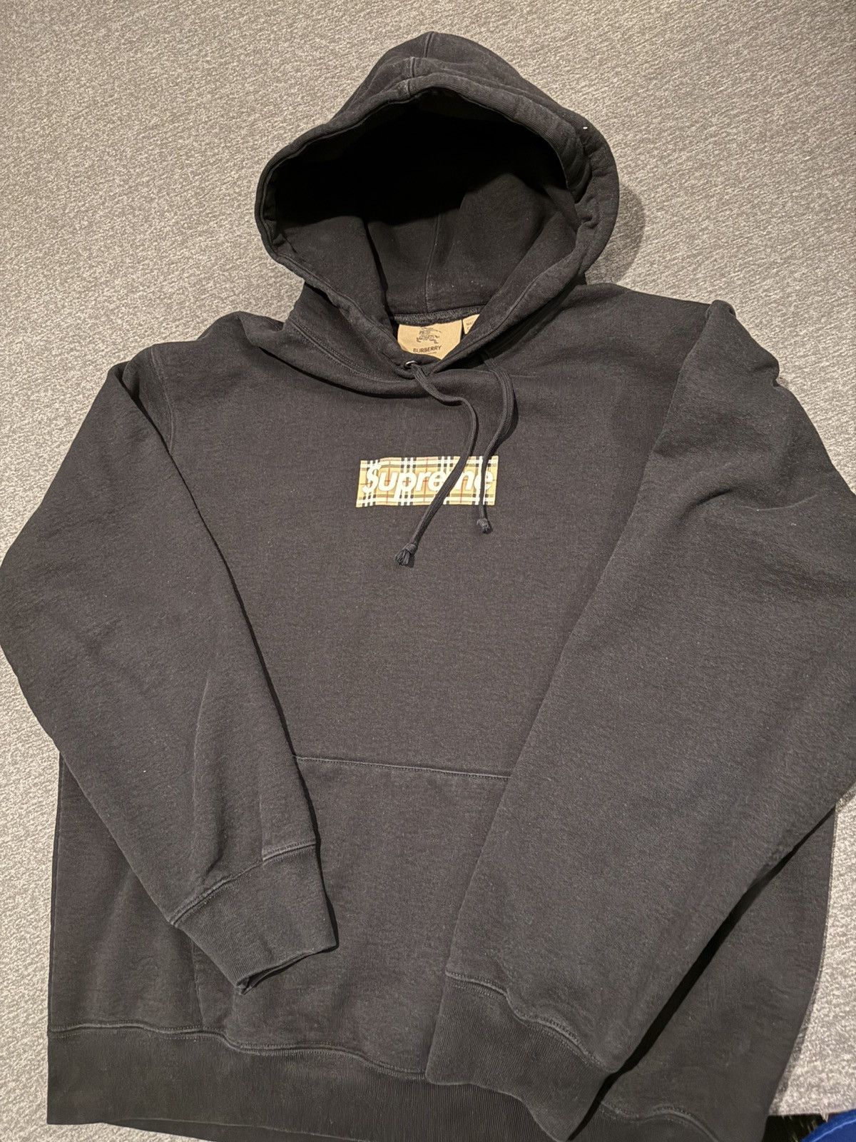 Burberry × Supreme Supreme Burberry Box Logo Hooded Sweatshirt Size US L / EU 52-54 / 3 - 1 Thumbnail