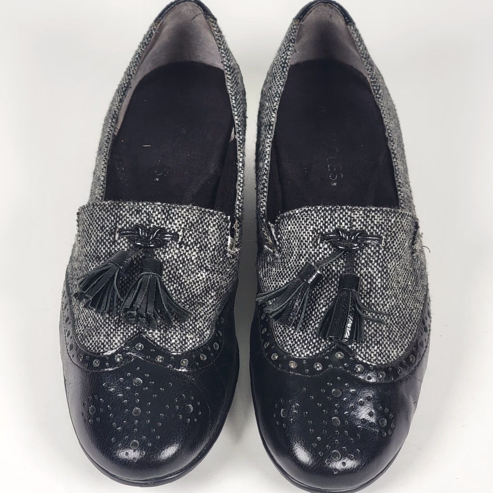 Vintage Aerosoles Women's Loafer Wing Tip Tasseled Sota Cream Black Patent Leather Fabric Slip On Flat Heel Womens 7.5 Comfort Casual Size US 8 / IT 38 - 2 Thumbnail