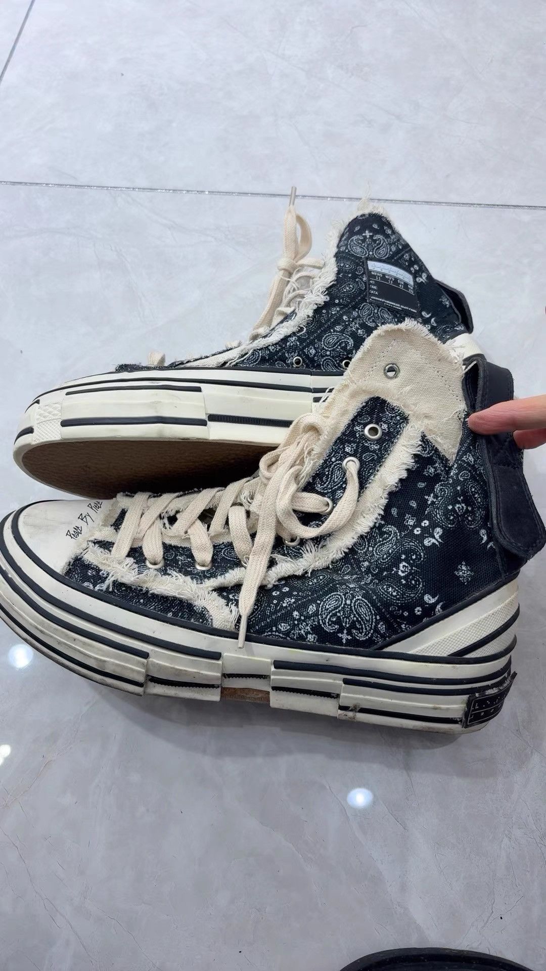xVESSEL xVESSEL Paisley High-Top Canvas Shoes K29 Size US 10 / EU 43 - 8 Thumbnail