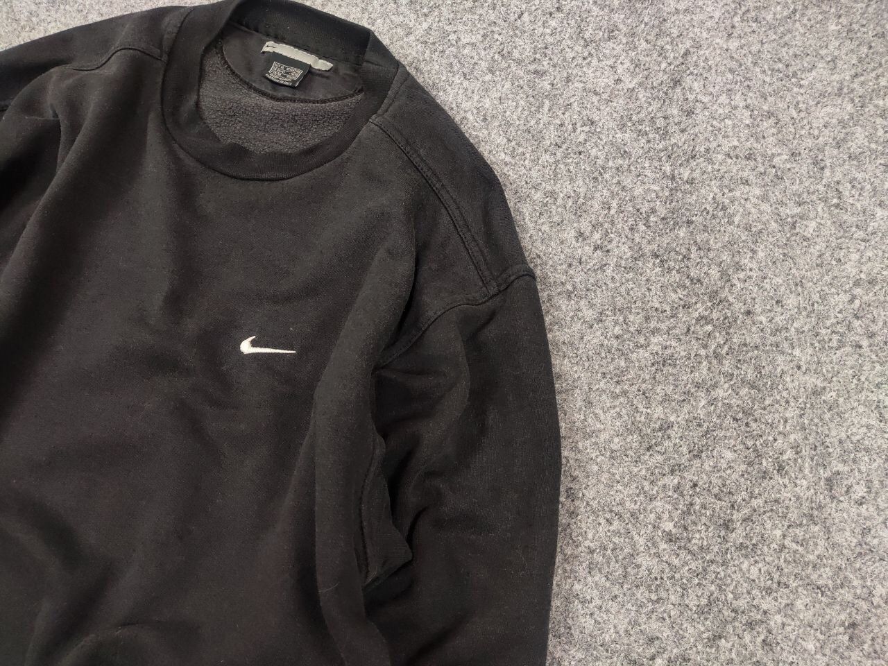 Nike Vintage 90's Nike Logo Black Faded Square Sweatshirts USA Size US XL / EU 56 / 4 - 4 Thumbnail