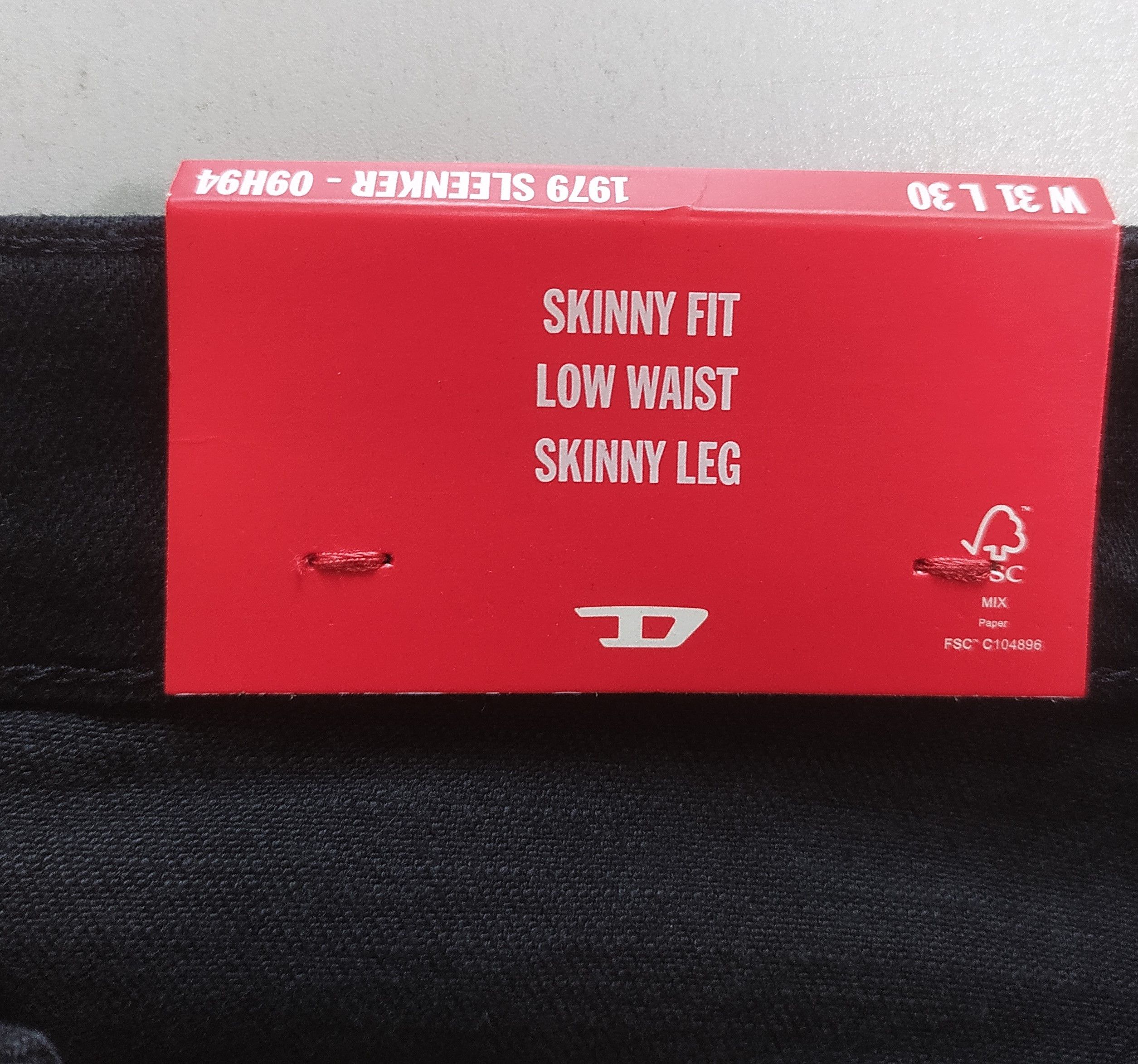 Diesel Diesel 1979 SLEENKER Men's Jeans Free Shipping T/ 9836 Size US 31 - 7 Thumbnail