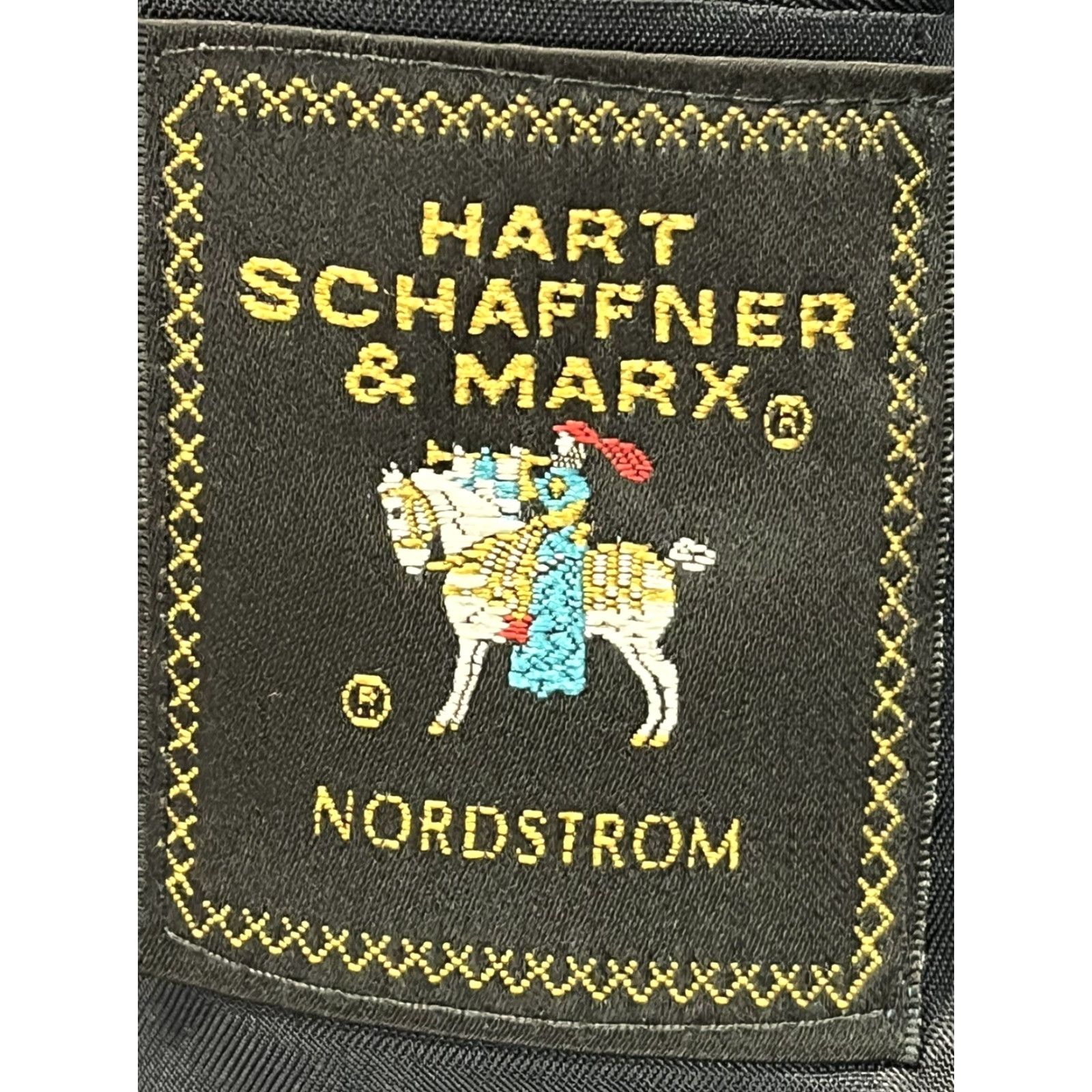 Hart Schaffner Marx VINTAGE Hart Schaffner Marx Blazer Mens 41L Navy Wool USA Gold Button Single-Breasted 2-Button Front Union Middle Size 42R - 6 Thumbnail