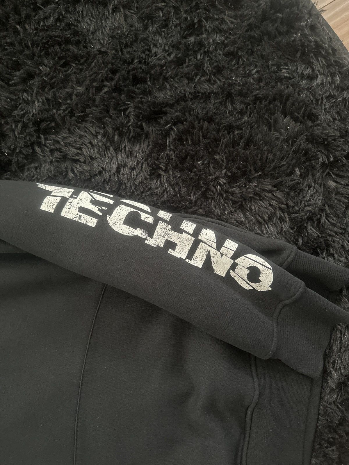 1017 ALYX 9SM 1017 Alyx 9sm Techno Hoodie Size US XL / EU 56 / 4 - 2 Thumbnail