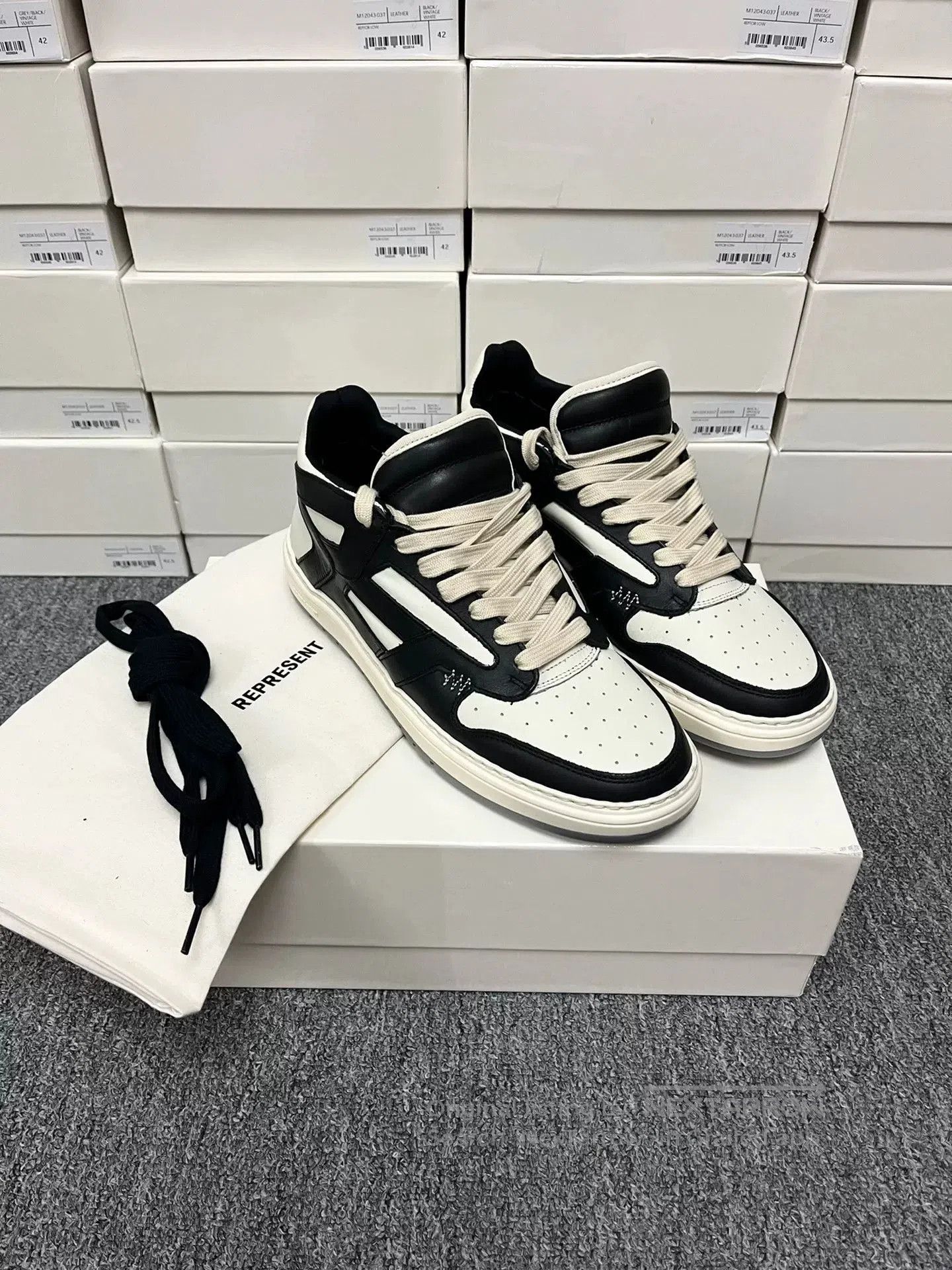 Represent Clo. Reptor Low Leather Casual Sneakers. Size US 10 / EU 43 - 1 Thumbnail