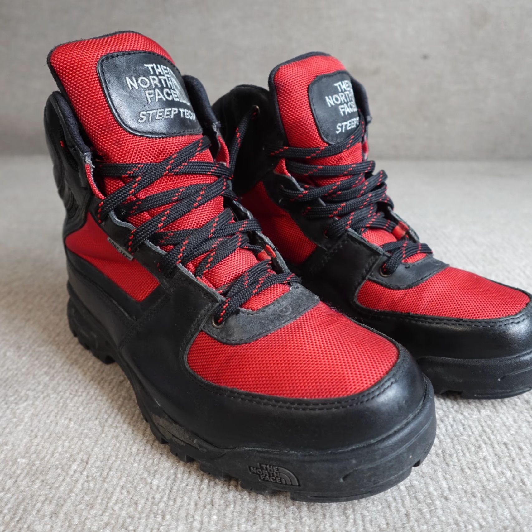 The North Face VINTAGE The North Face Mens Boots Snow Boot Leather Black 9 Rugged Rubber Sole - Mens Size US 9 / EU 42 - 3 Thumbnail