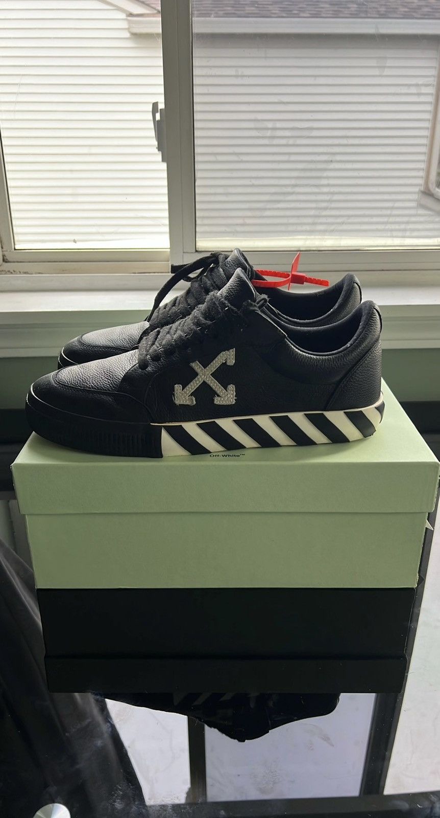 Off-White Off-White Low Vulcanized Size US 10.5 / EU 43-44 - 3 Thumbnail
