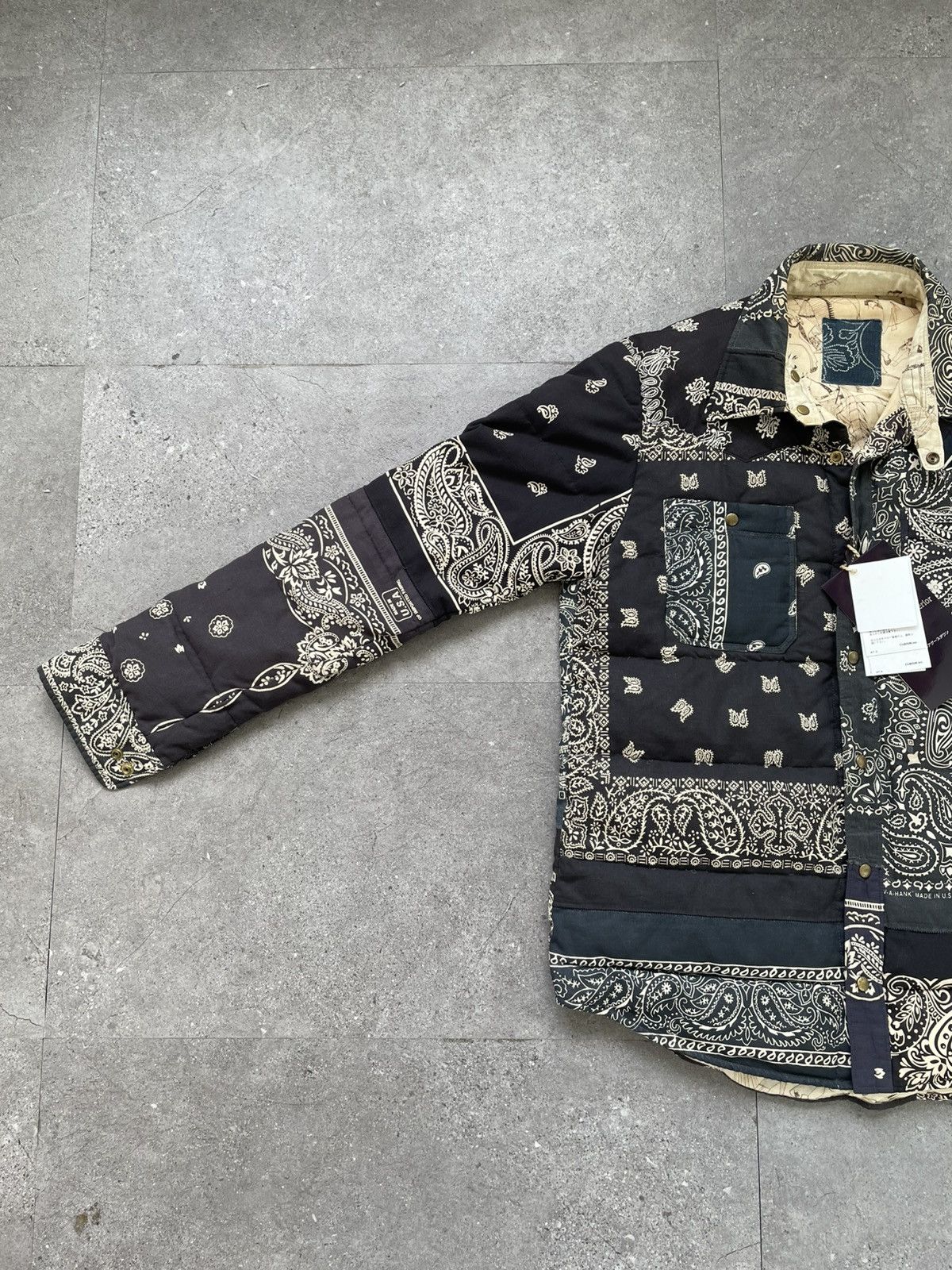 Visvim Visvim ICT Kerchief Down Jacket Black Bandana 12FW Size US M / EU 48-50 / 2 - 4 Thumbnail