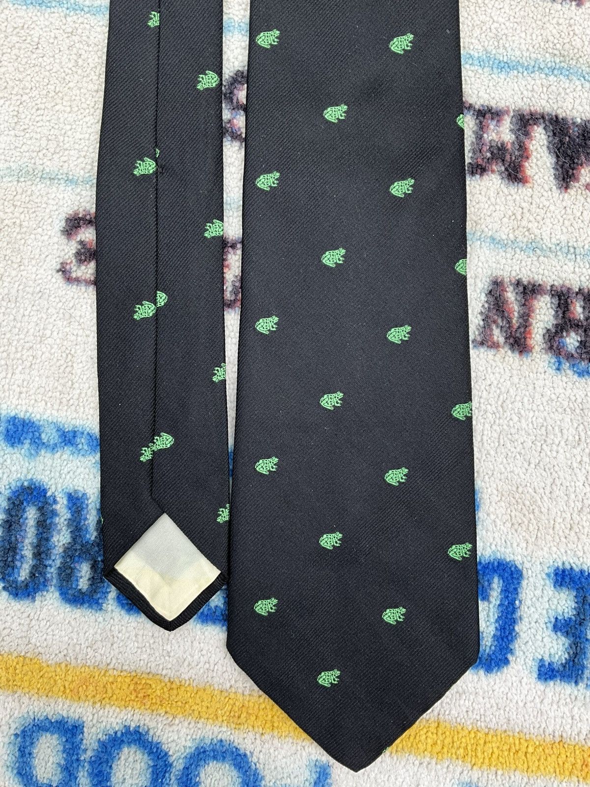 Brooks Brothers Brooks Brothers Silk Tie Black w/ Green Frogs USA 3.75 x 58 Size ONE SIZE - 8 Thumbnail