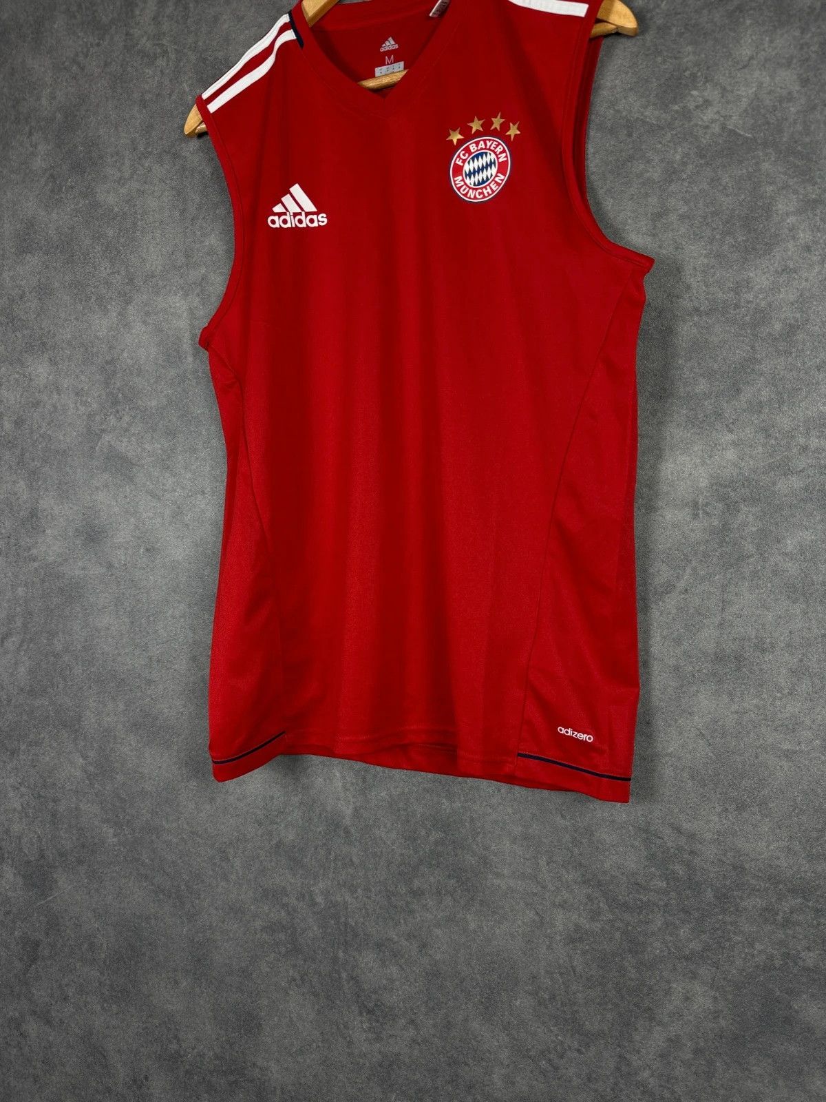 Adidas Adidas Bayern Munich Training Sleeveless Shirt Size US M / EU 48-50 / 2 - 3 Thumbnail