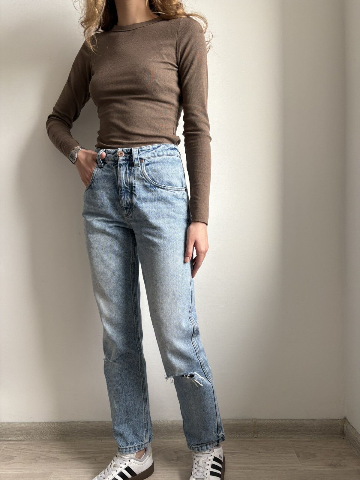 Brunello Cucinelli BRUNELLO CUCINELLI WOMEN STRAIGHT LEG DISTRESSED JEANS IT 38 Size 26" / US 2 / IT 38 - 17 Thumbnail