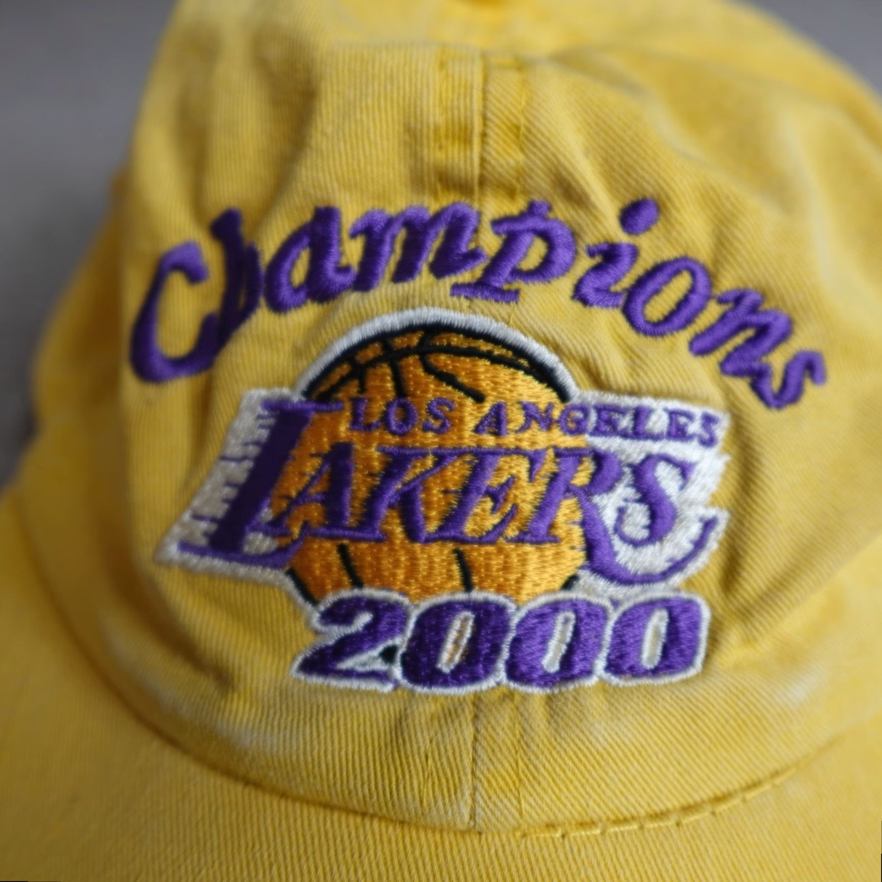 Champion VINTAGE Lakers Hat Yellow Dadhat Straback? Size ONE SIZE - 6 Thumbnail
