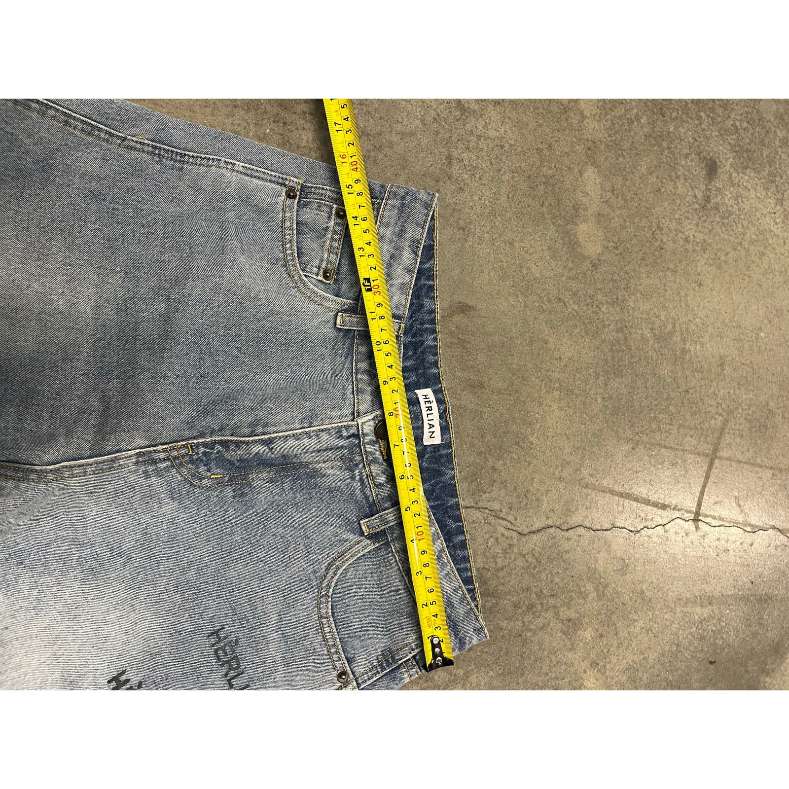 HERESY Herlian Jean shorts men’s denim size large Size US 35 - 4 Thumbnail