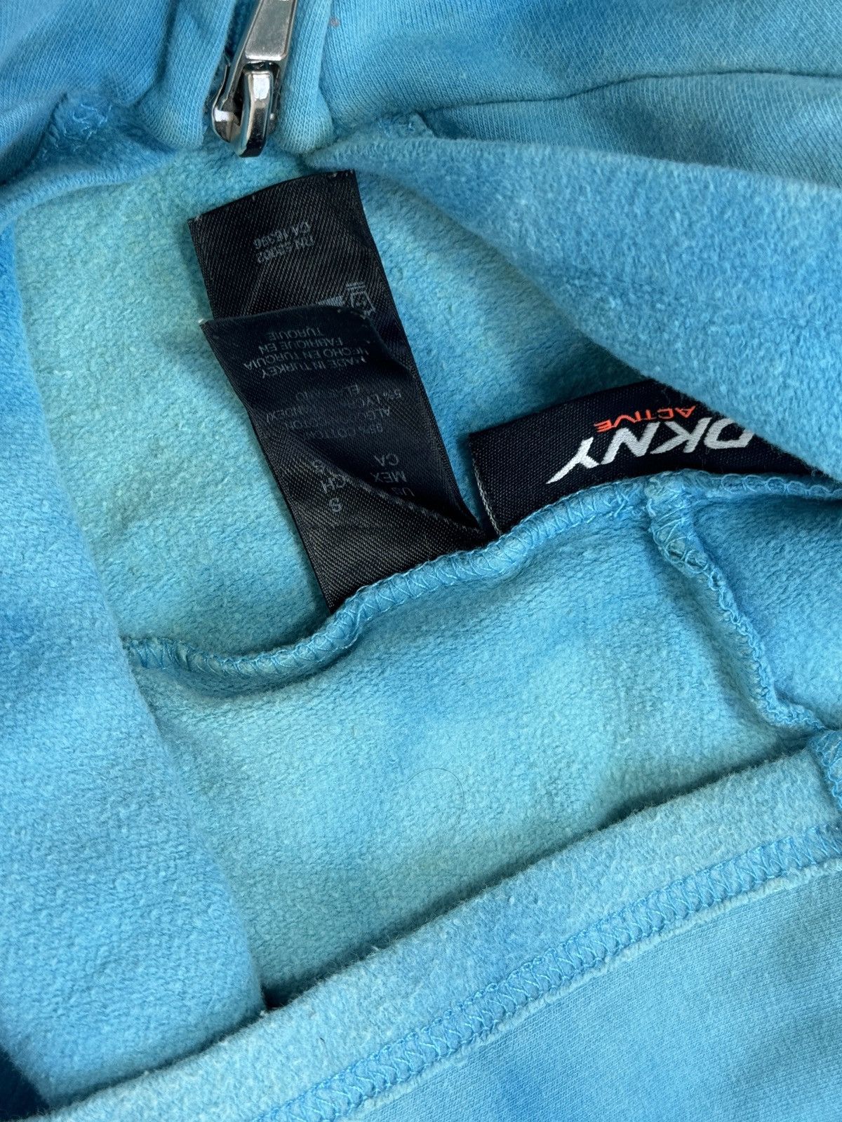 DKNY × Vintage VINTAGE DKNY ACTIVE 2000s CROPPED ZIP UP HOODIE Size S / US 4 / IT 40 - 4 Thumbnail