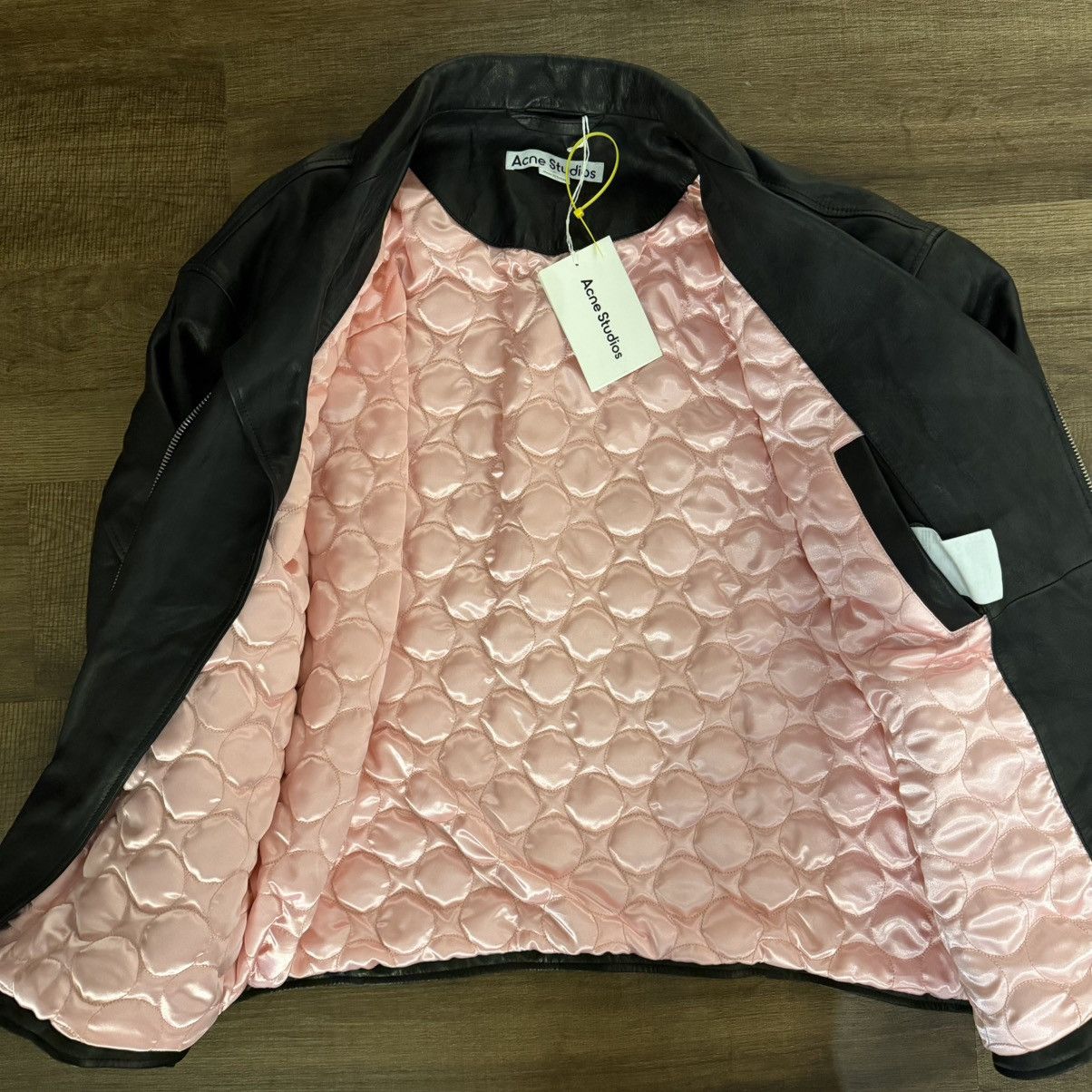 Acne Studios Acne Studios Distressed Leather Jacket Black Size US M / EU 48-50 / 2 - 6 Thumbnail