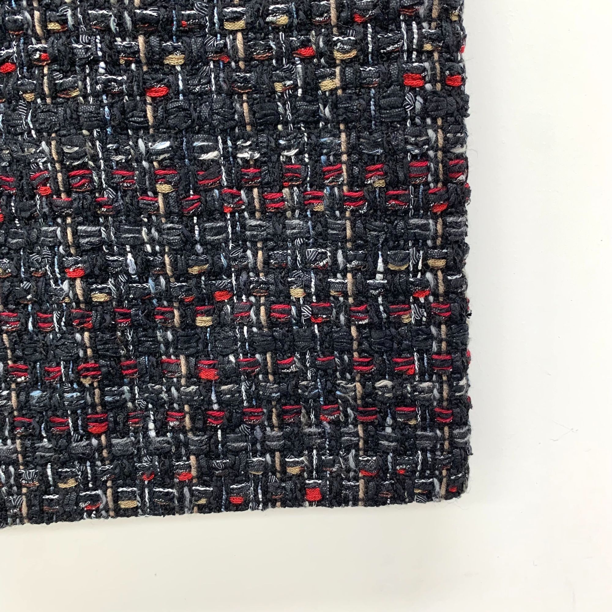 Chanel Chanel Womens Tweed Skirt Size 40 Made In France With Button Size 40" / US 18 - 5 Thumbnail