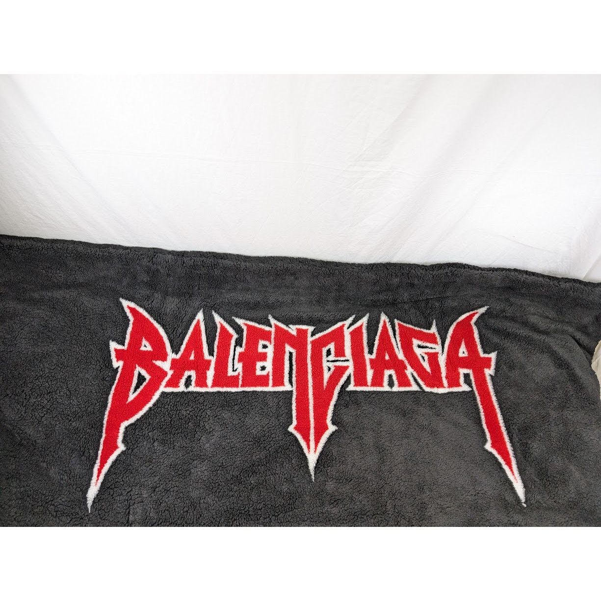 Balenciaga o1rshd1 Q:2 / Size: OS / Metal Soft Jacquard Fleece Scarf Size ONE SIZE - 1 Thumbnail
