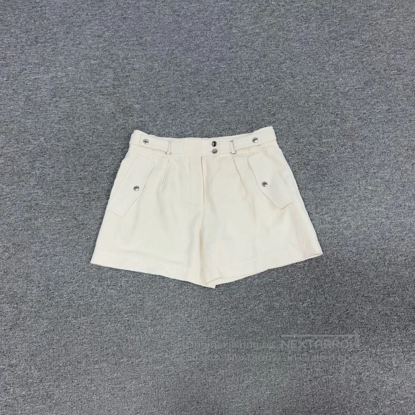Louis Vuitton Louis Vuitton Beige Silver Buckle Suit Shorts. Size US 38 / EU 54 - 1 Thumbnail