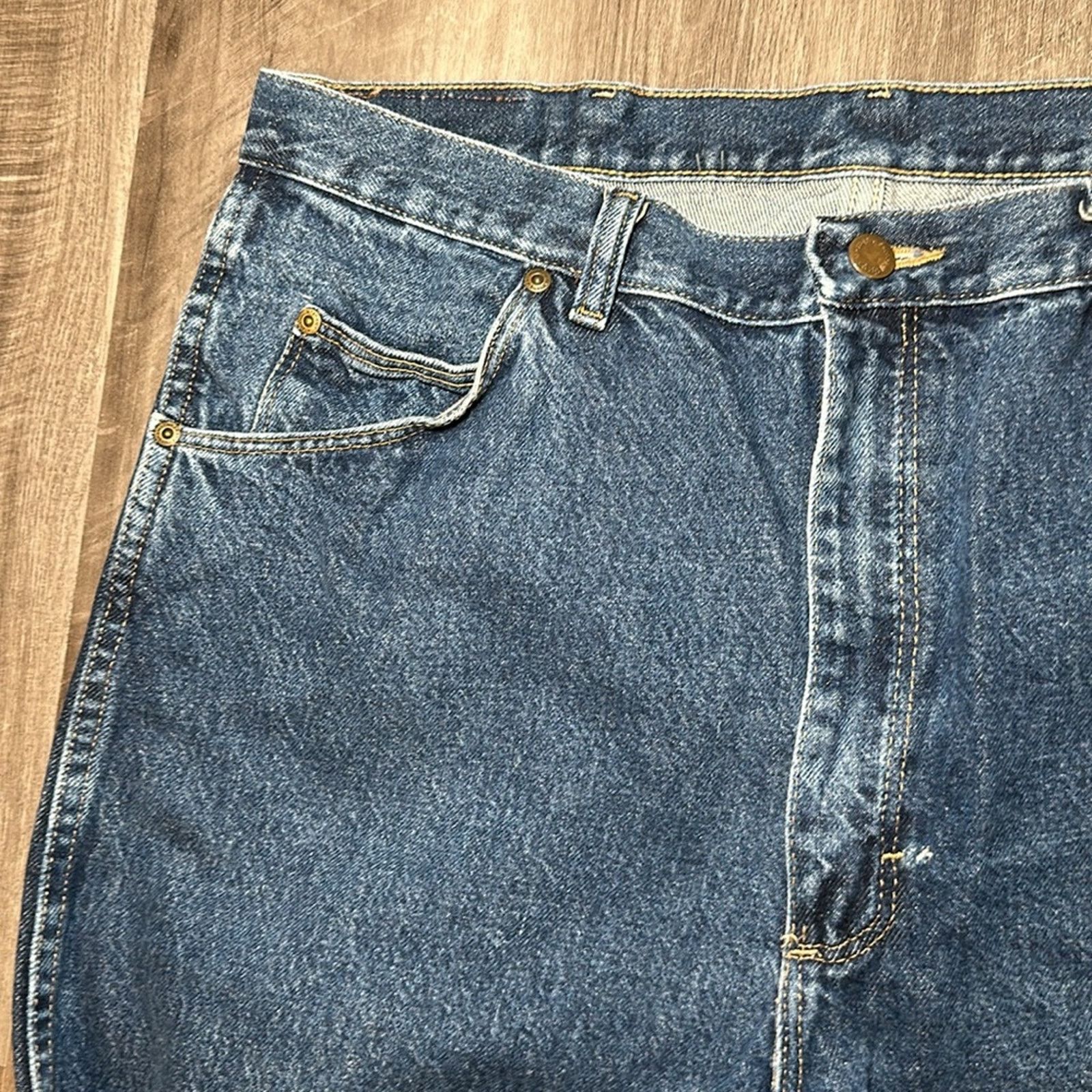 Wrangler Wrangler Rugged Wear Classic Fit Jeans - 38x34 Size US 38 / EU 54 - 6 Thumbnail
