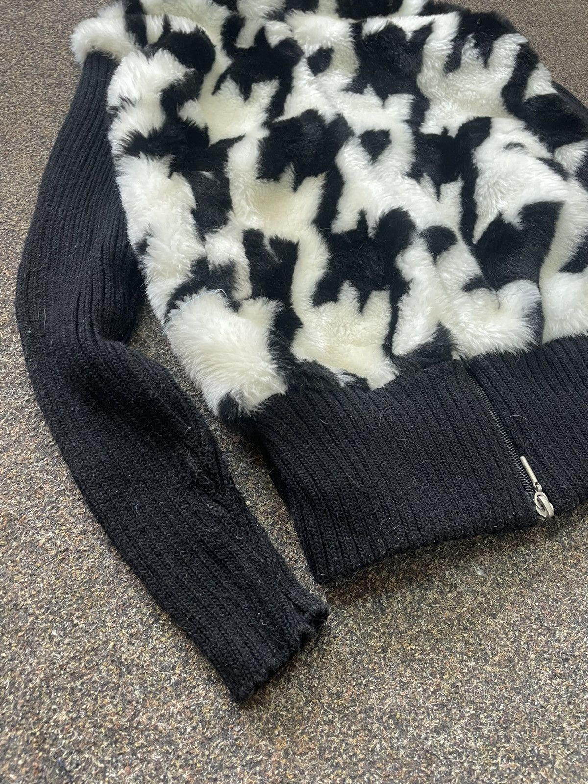20471120 Vintage Y2K Furry Jacket Mohair Punk Opium BALENCIAGA Style Size M / US 6-8 / IT 42-44 - 3 Thumbnail