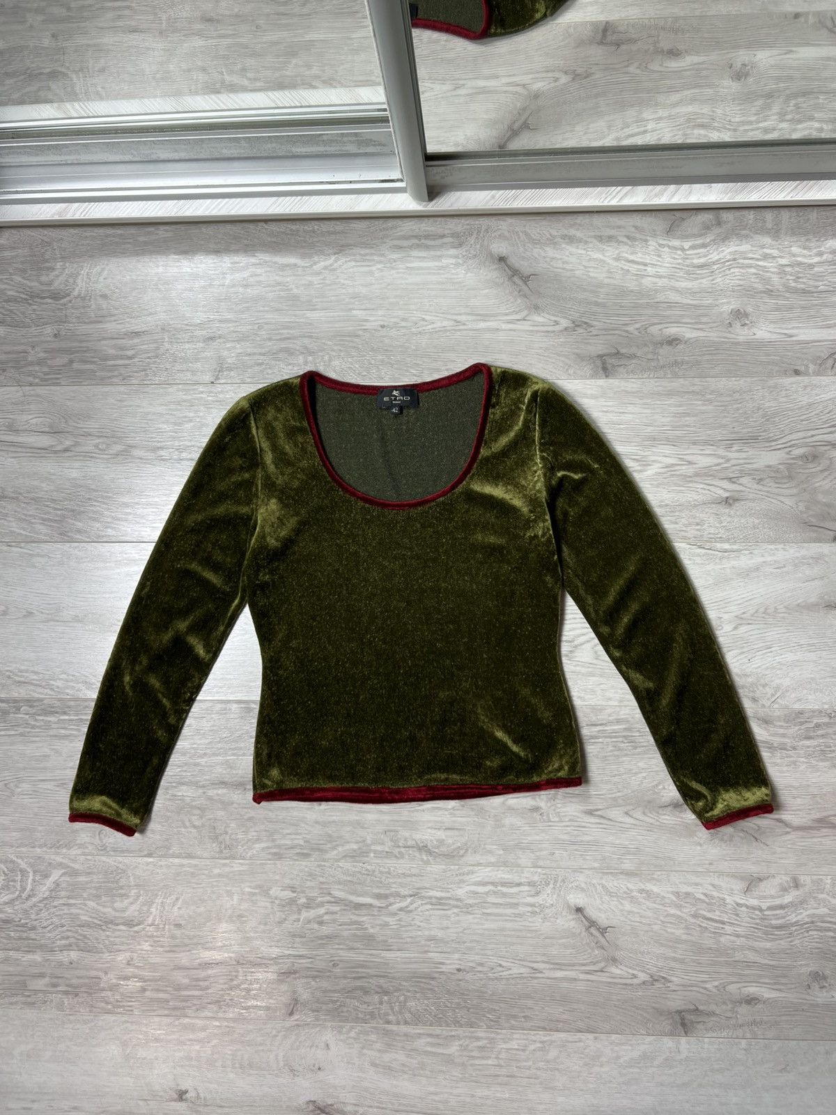 Etro Rare Etro Milano Velour Top Blouse Long Sleeve Size 42 Size M / US 6-8 / IT 42-44 - 1 Thumbnail