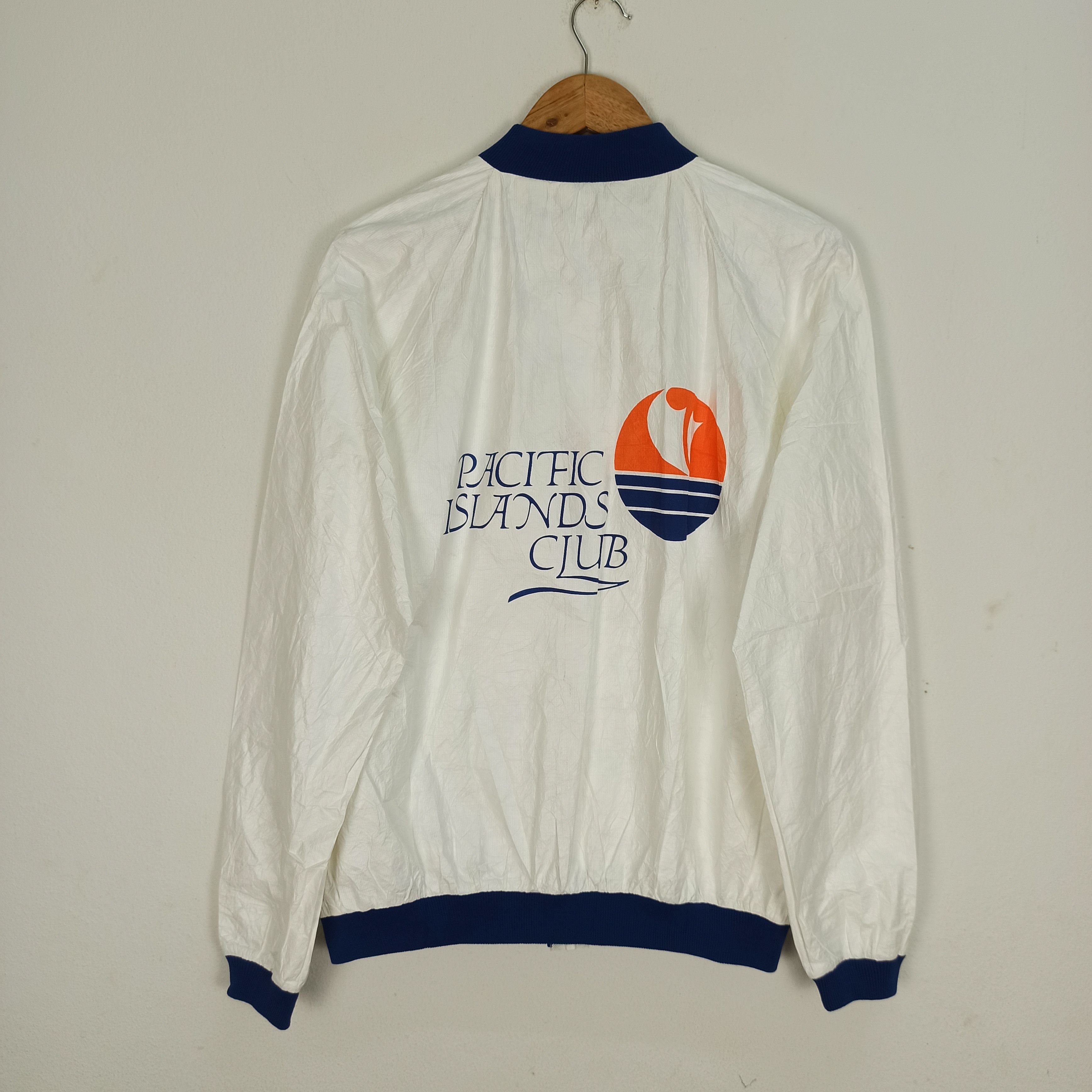 Vintage Vintage Pacific Islands Club Light Jacket Size US L / EU 52-54 / 3 - 1 Thumbnail