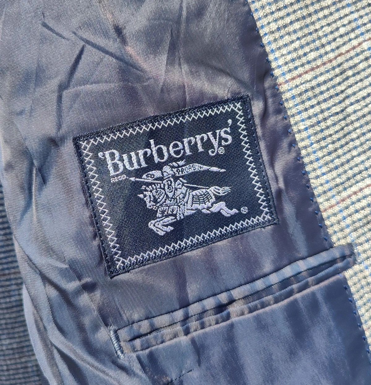 Burberry × Vintage Vintage Burberrys Wool Mini Check Blazer (1980s) Size 38S - 5 Thumbnail