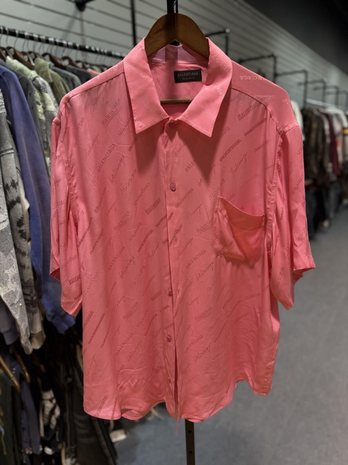 Balenciaga Balenciaga Homewear Pink Oversized Pajama Blouse 32 $1650 Size M / US 6-8 / IT 42-44 - 1 Thumbnail