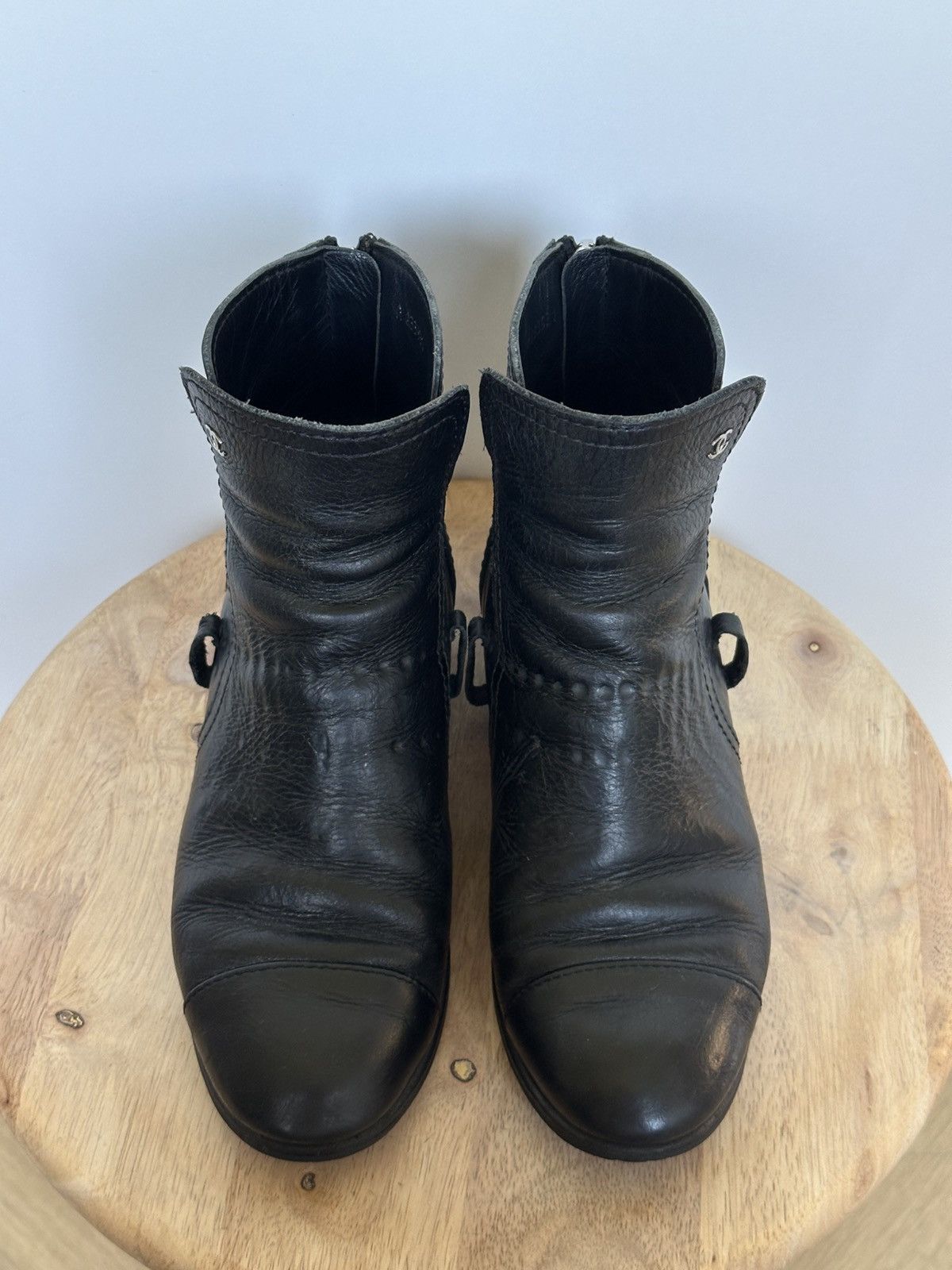 Chanel Chanel Black Leather Ankle Boots CC Logo Size 36 Size US 5 / IT 35 - 4 Thumbnail