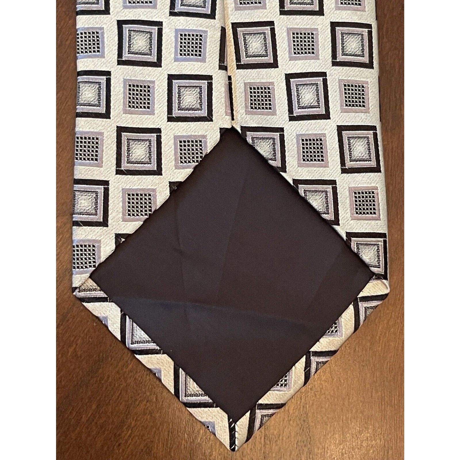 Other Courage Hand Made 100% Silk Men’s Neck Tie Made In China Size ONE SIZE - 2 Thumbnail